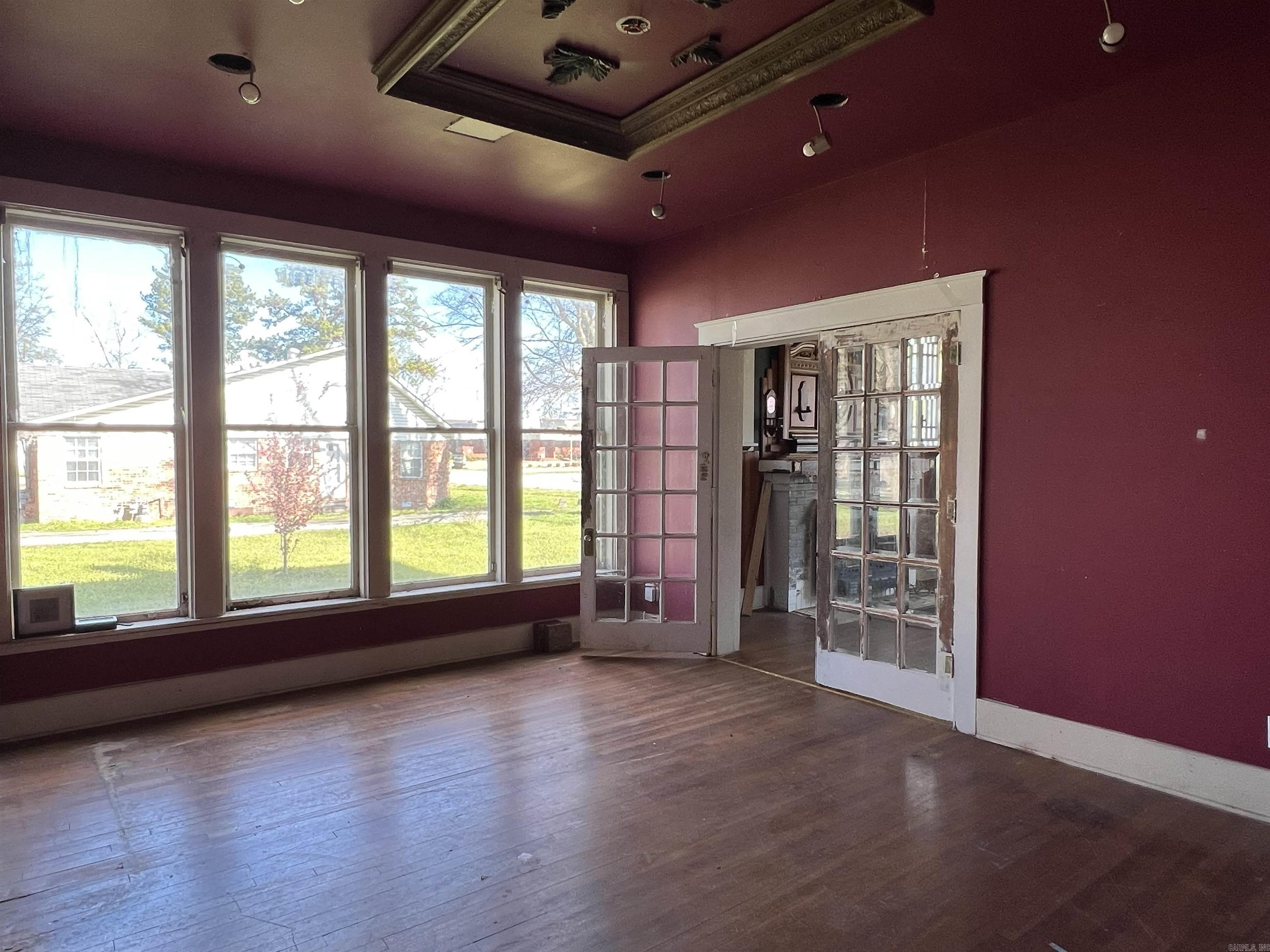 319 Elm  Newport, AR