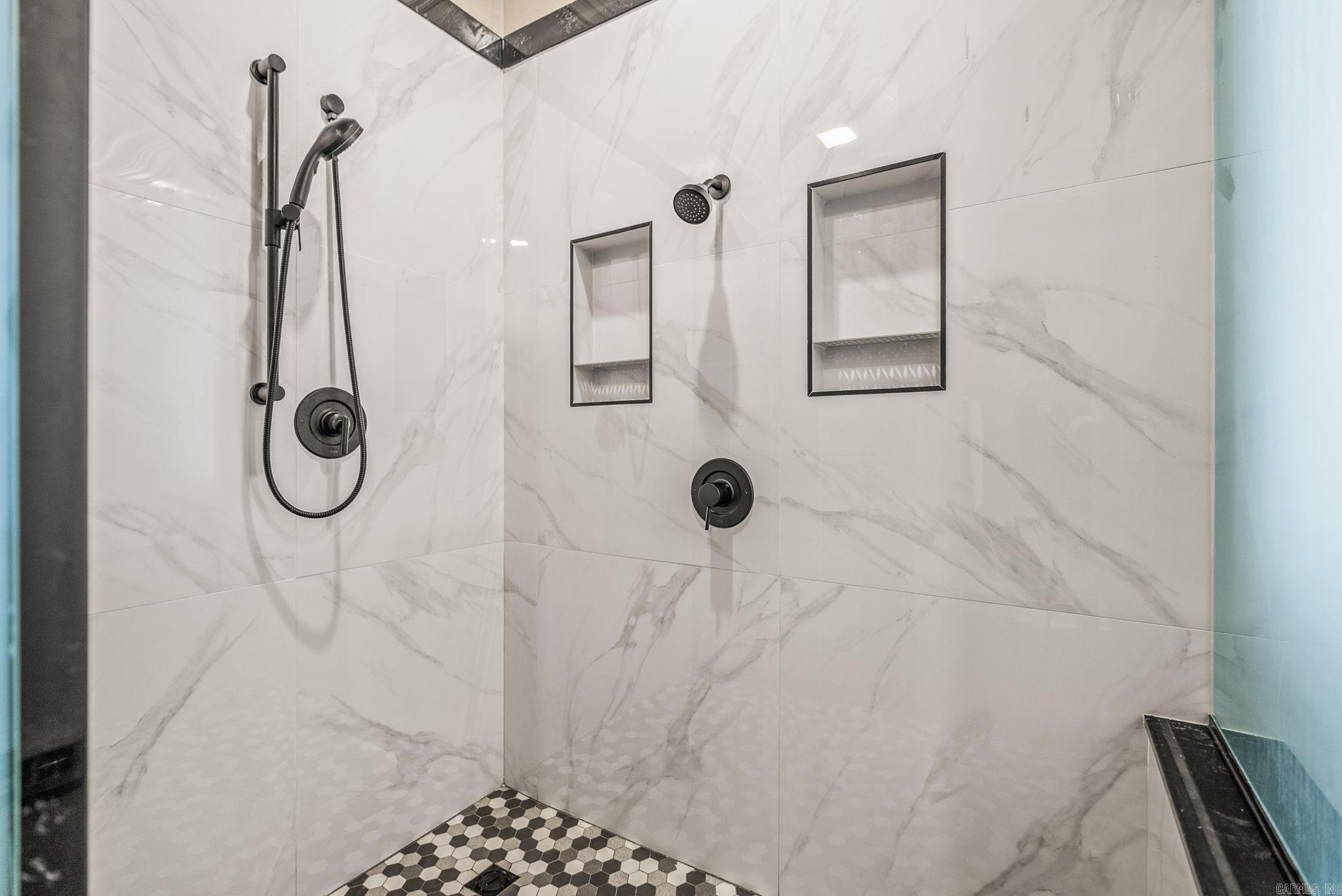 7 Lacelle Court  Little Rock, AR