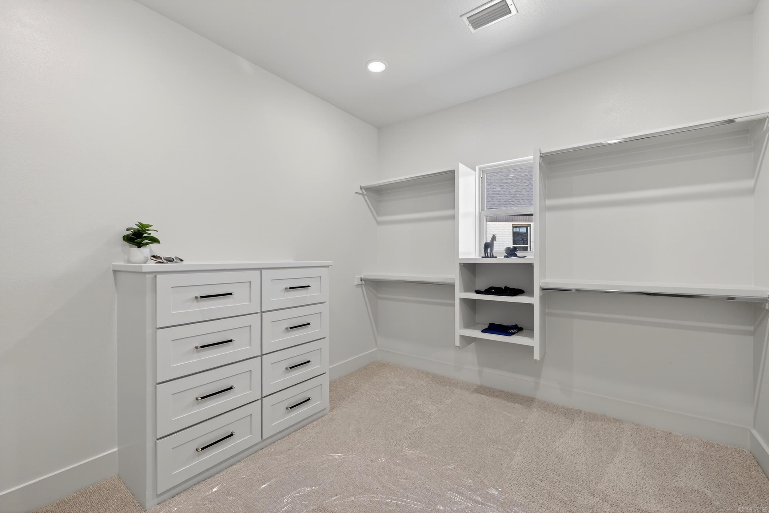 60 Lucia  Maumelle, AR