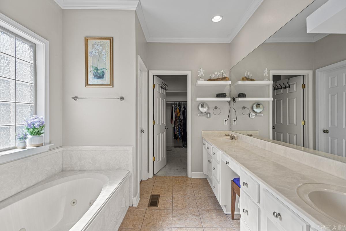 2815 Mossy Creek  Little Rock, AR