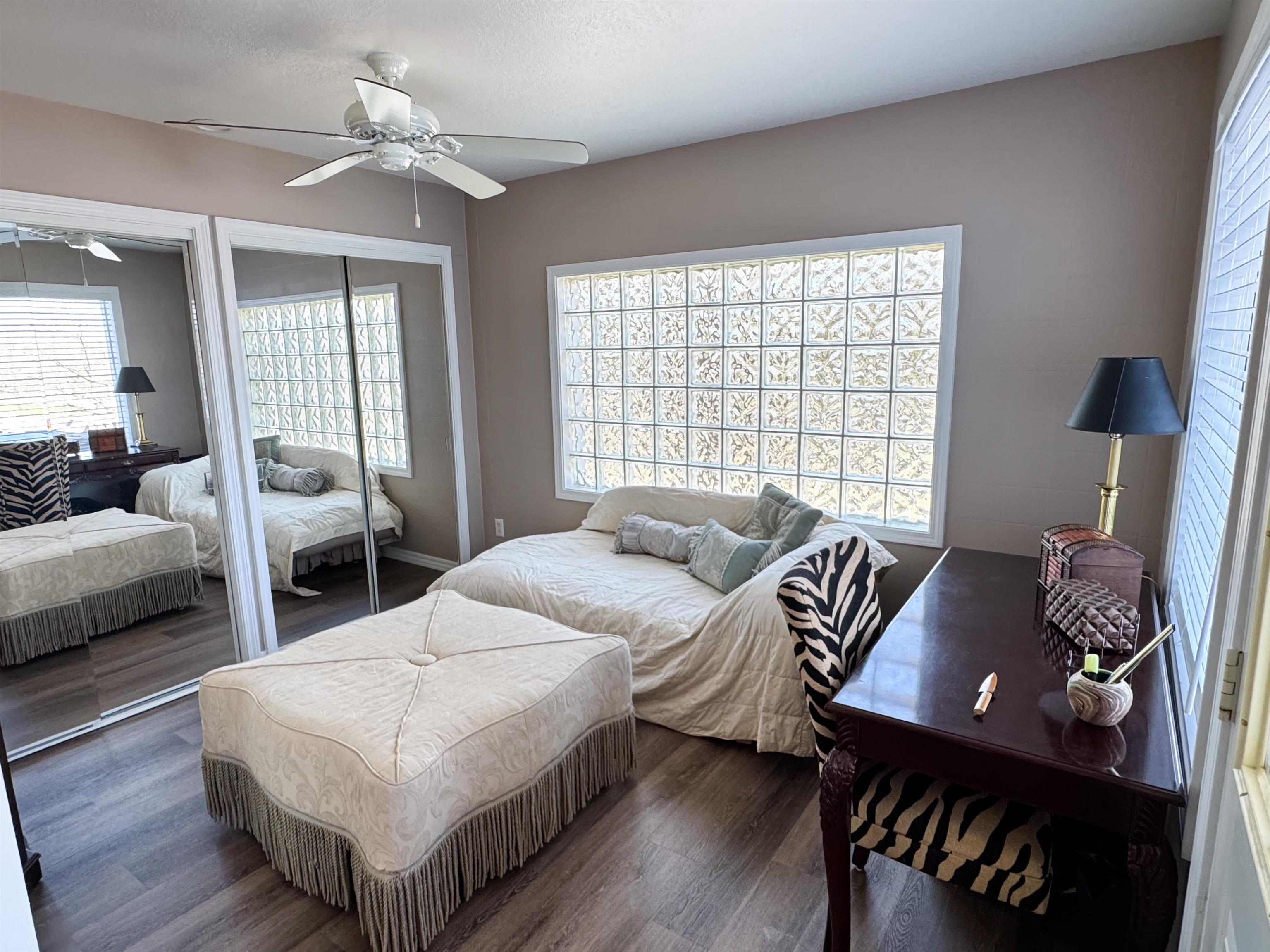 408 S Shore Dr  Horseshoe Bend, AR