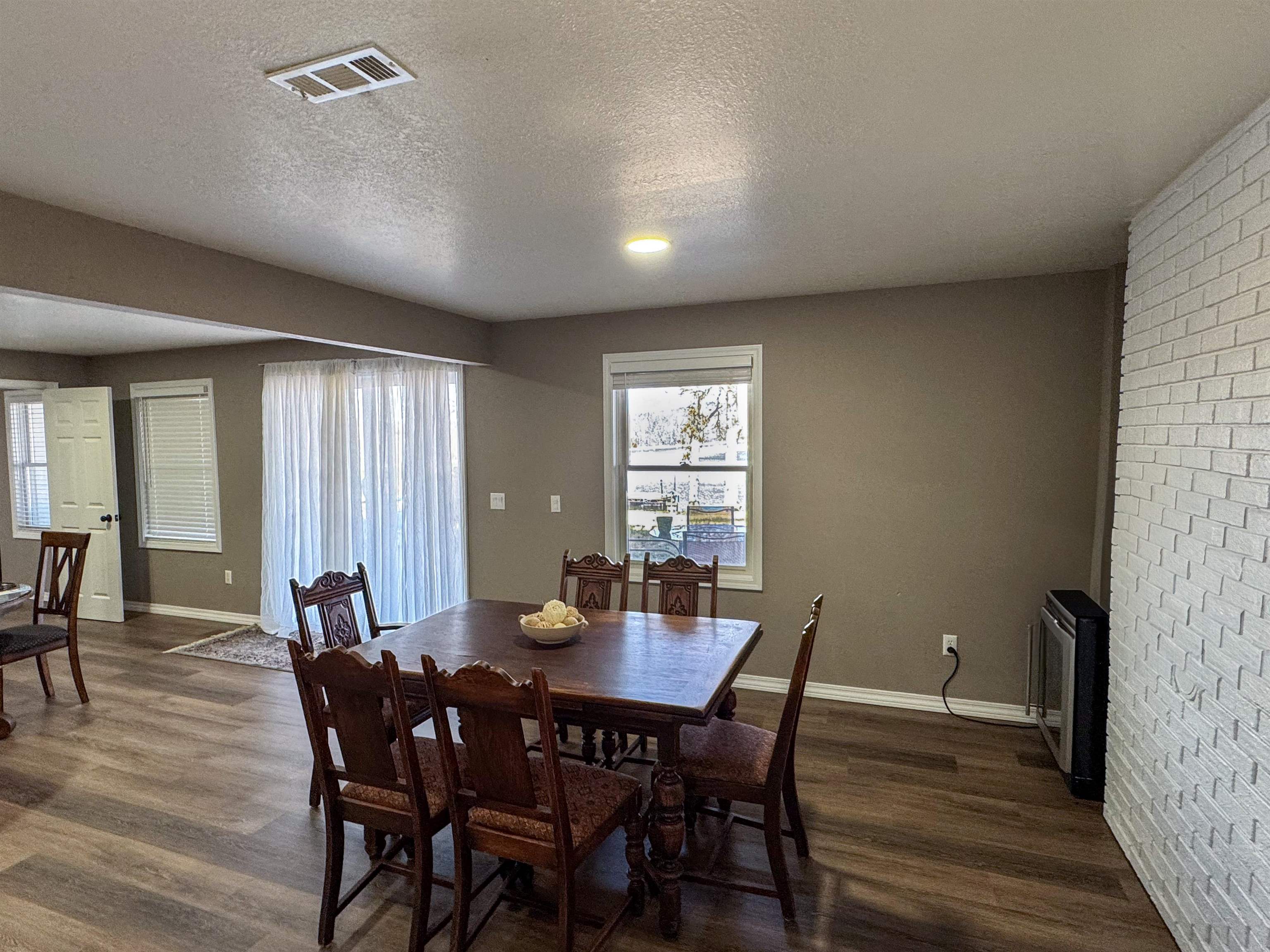 408 S Shore Dr  Horseshoe Bend, AR