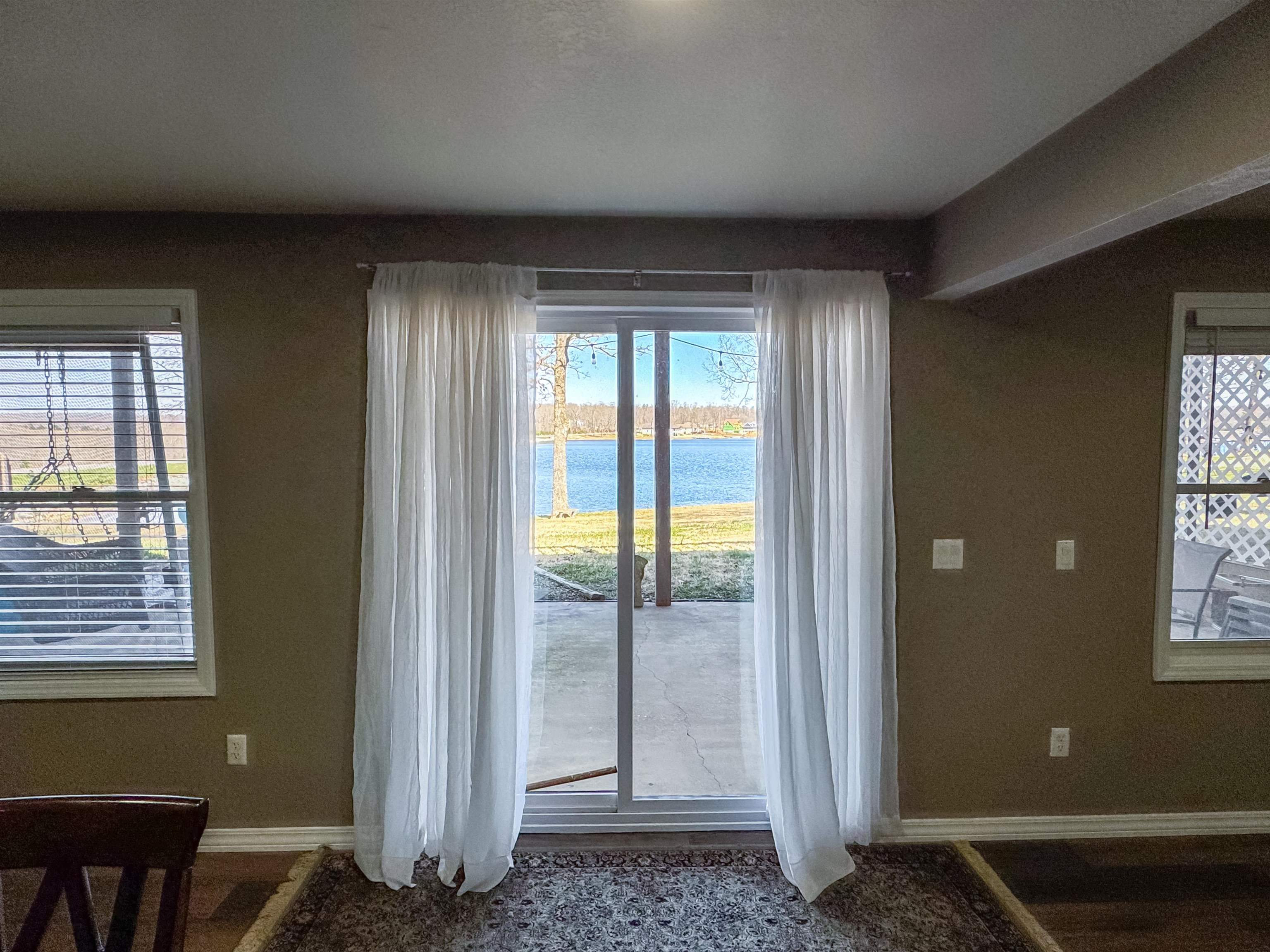 408 S Shore Dr  Horseshoe Bend, AR