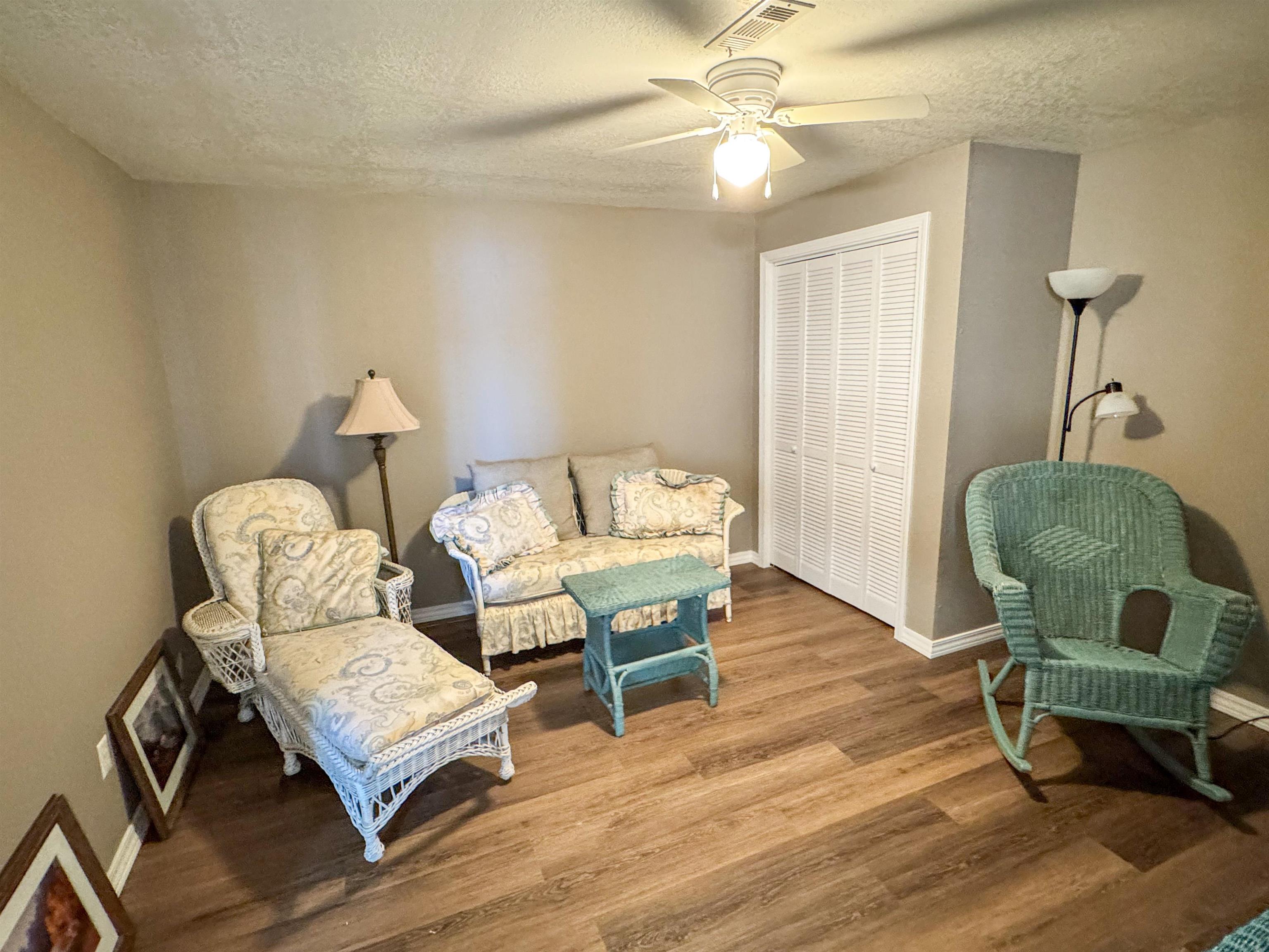 408 S Shore Dr  Horseshoe Bend, AR