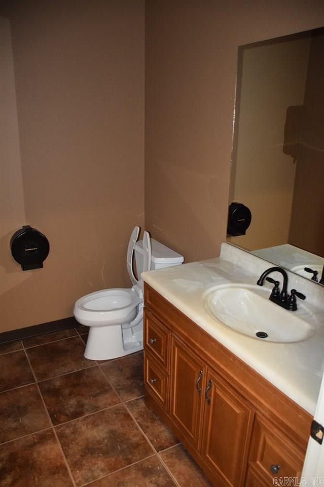 703-717 W Beebe Capps  Searcy, AR