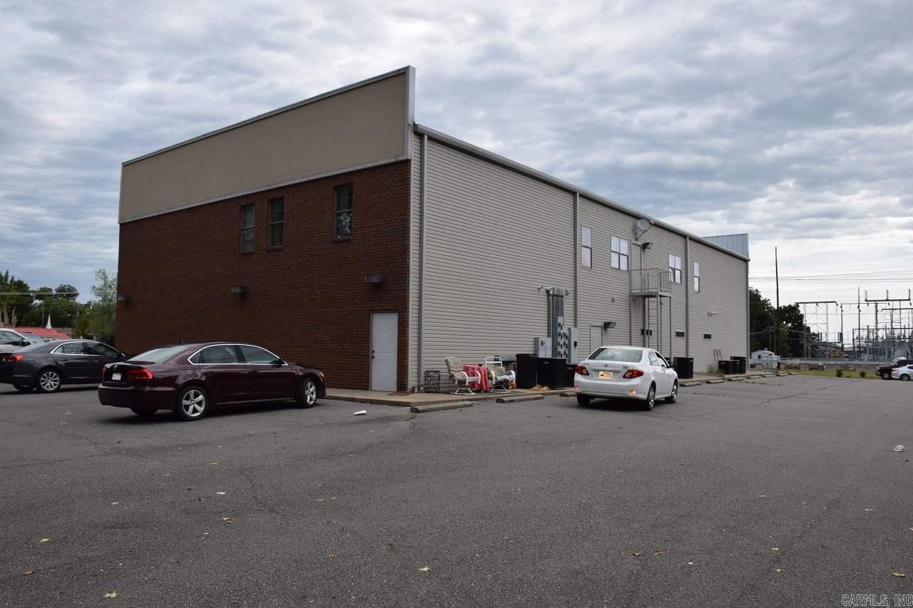 703-717 W Beebe Capps  Searcy, AR