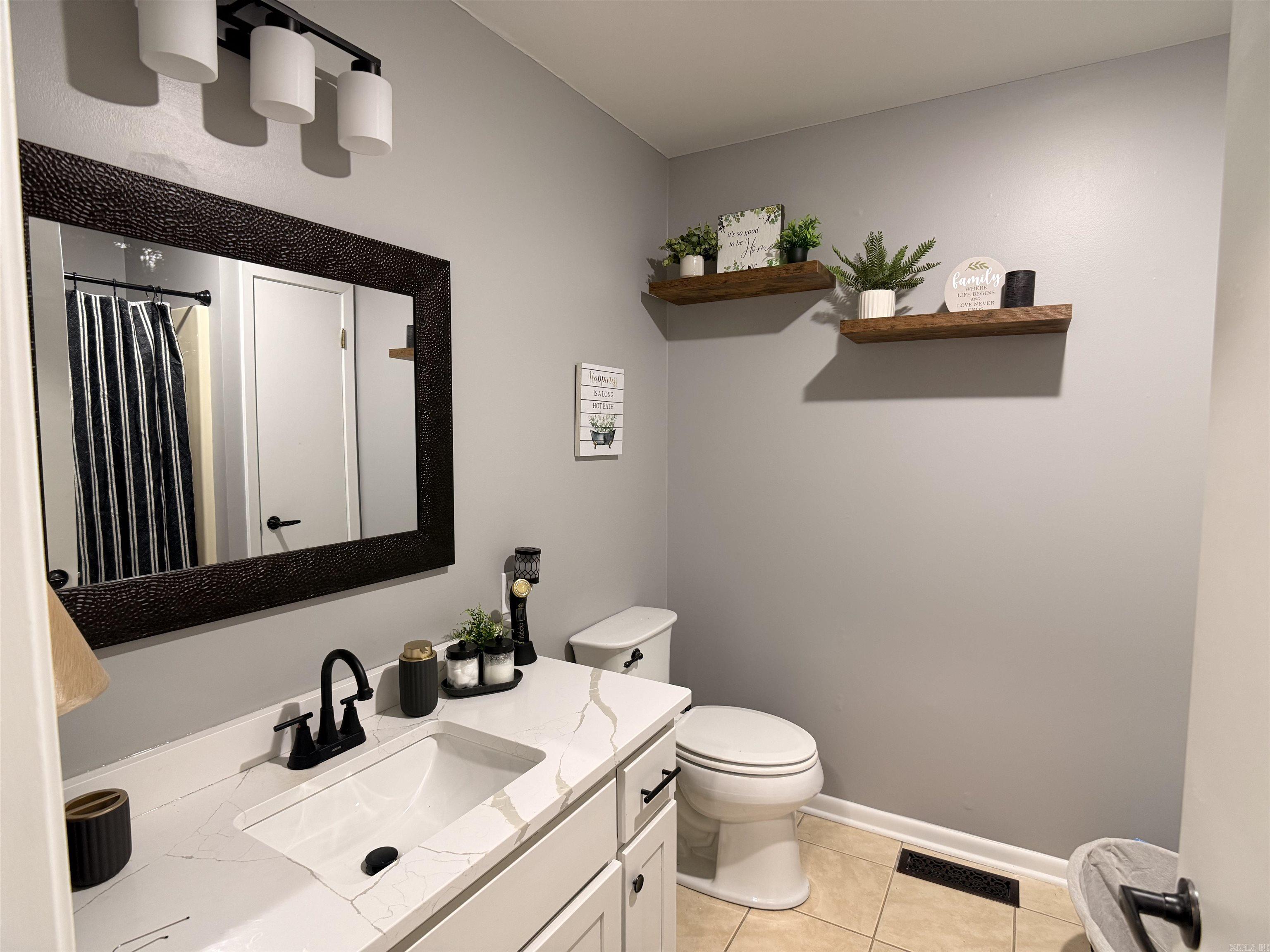 1393 N 4th  Piggott, AR