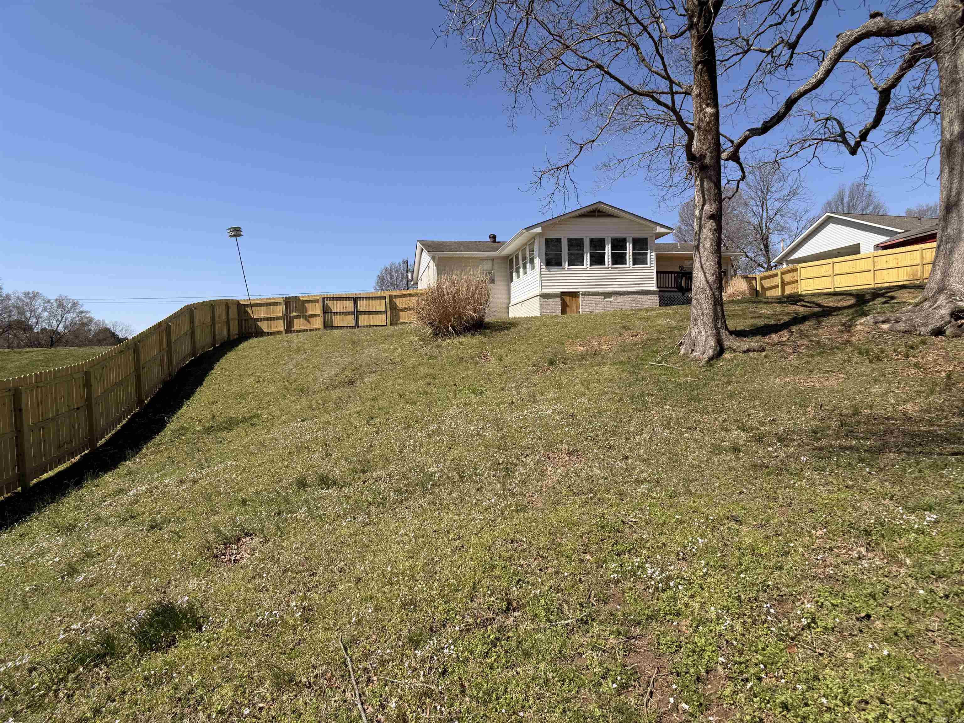 1393 N 4th  Piggott, AR