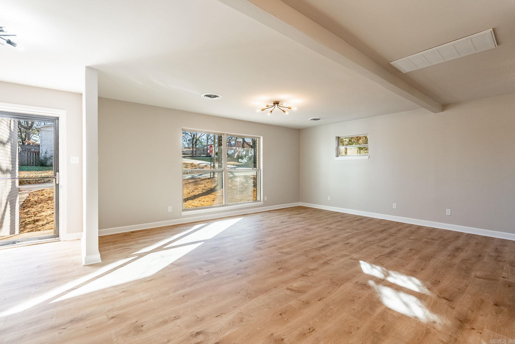 800 Vinson  Little Rock, AR