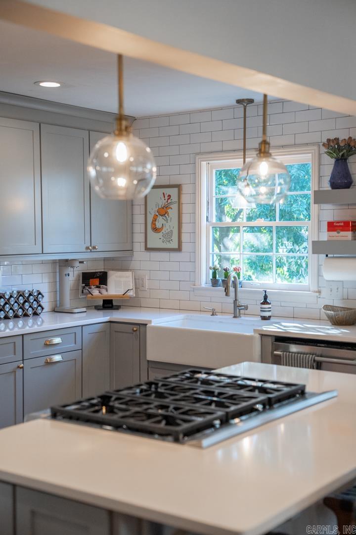 823 Ridgecrest  Little Rock, AR