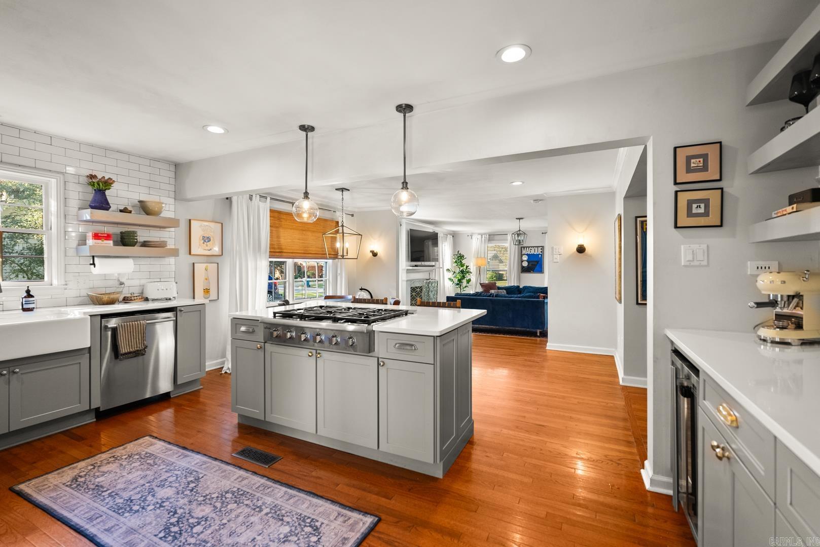 823 Ridgecrest  Little Rock, AR