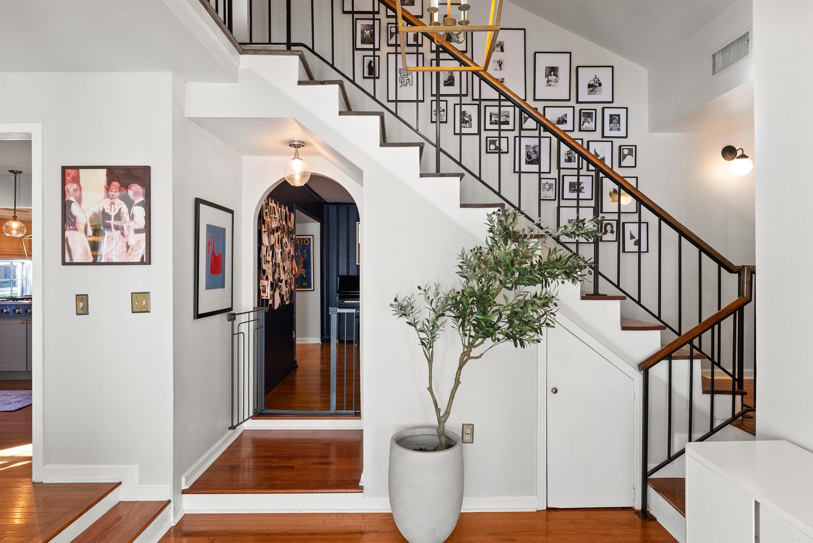 823 Ridgecrest  Little Rock, AR