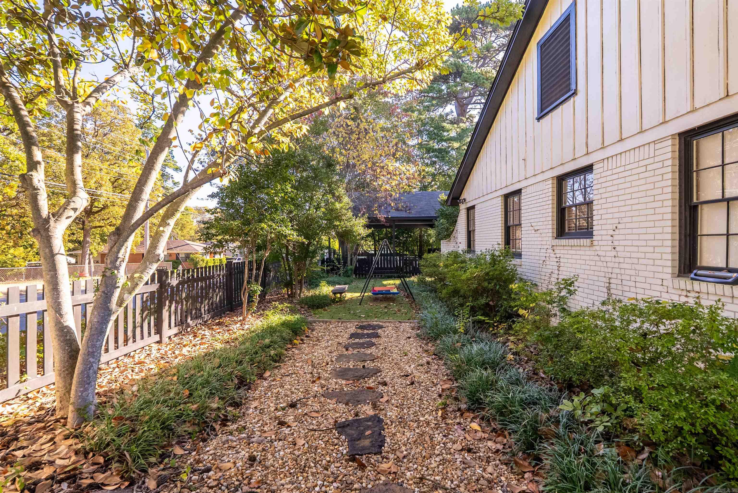 823 Ridgecrest  Little Rock, AR