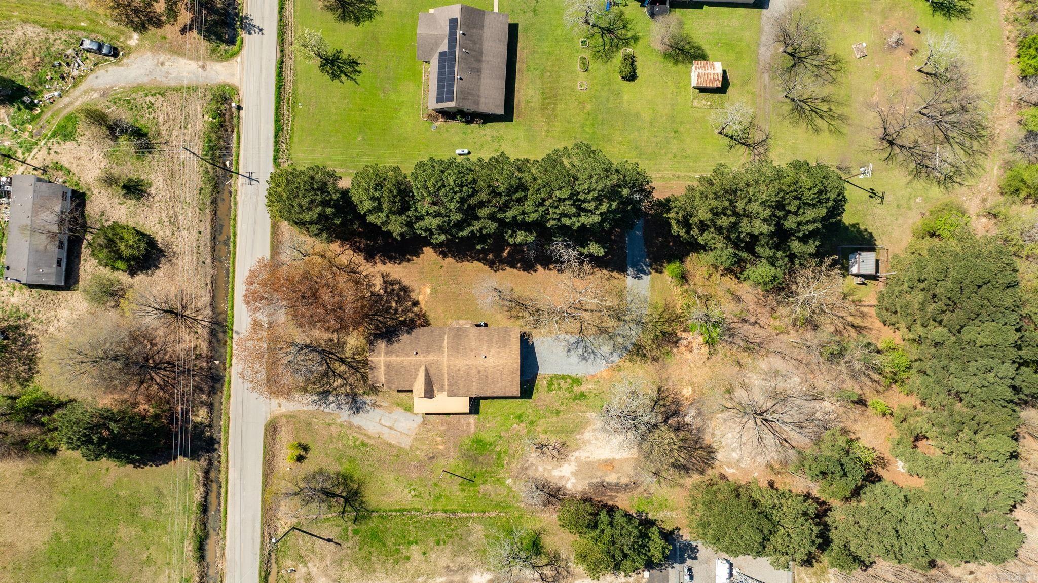 910 Carson Bridge  Lonoke, AR