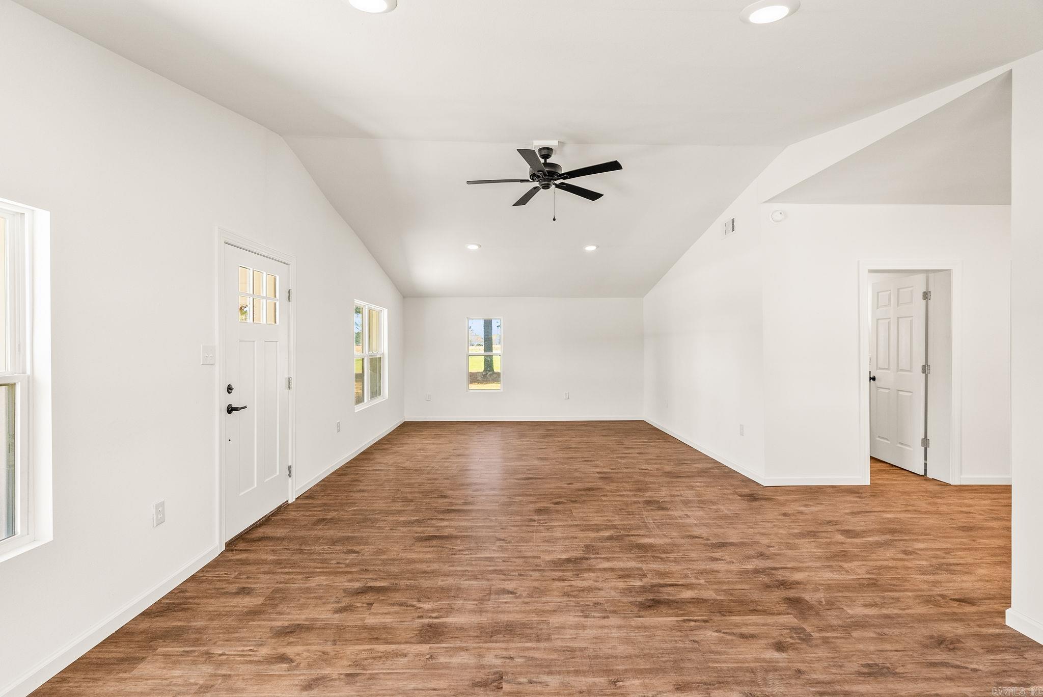 910 Carson Bridge  Lonoke, AR