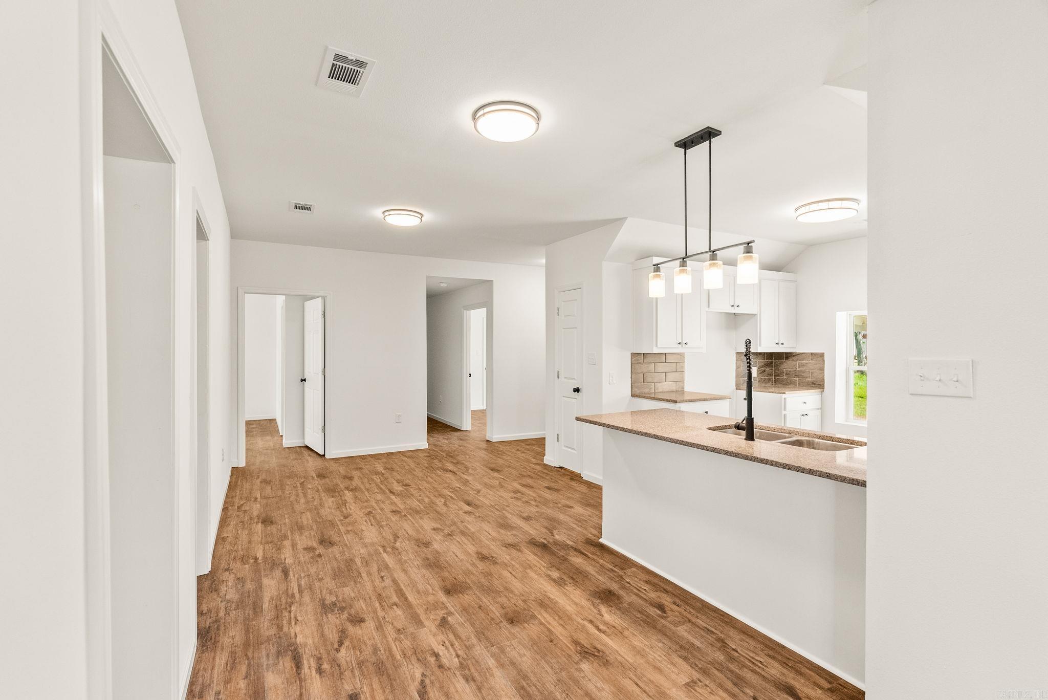 910 Carson Bridge  Lonoke, AR