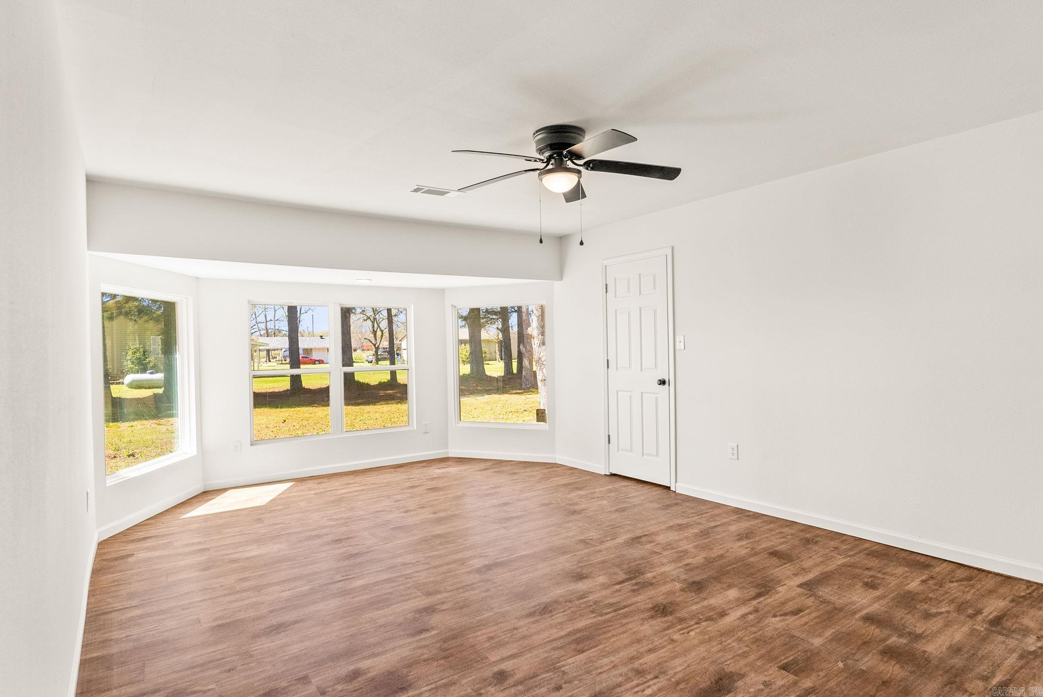 910 Carson Bridge  Lonoke, AR