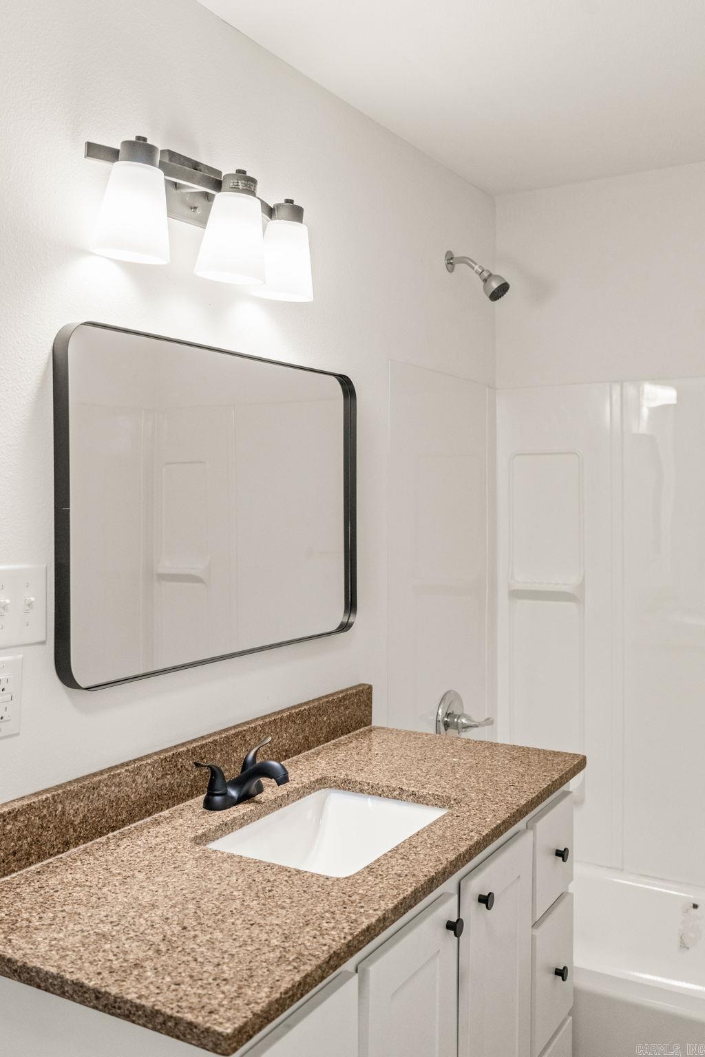 910 Carson Bridge  Lonoke, AR