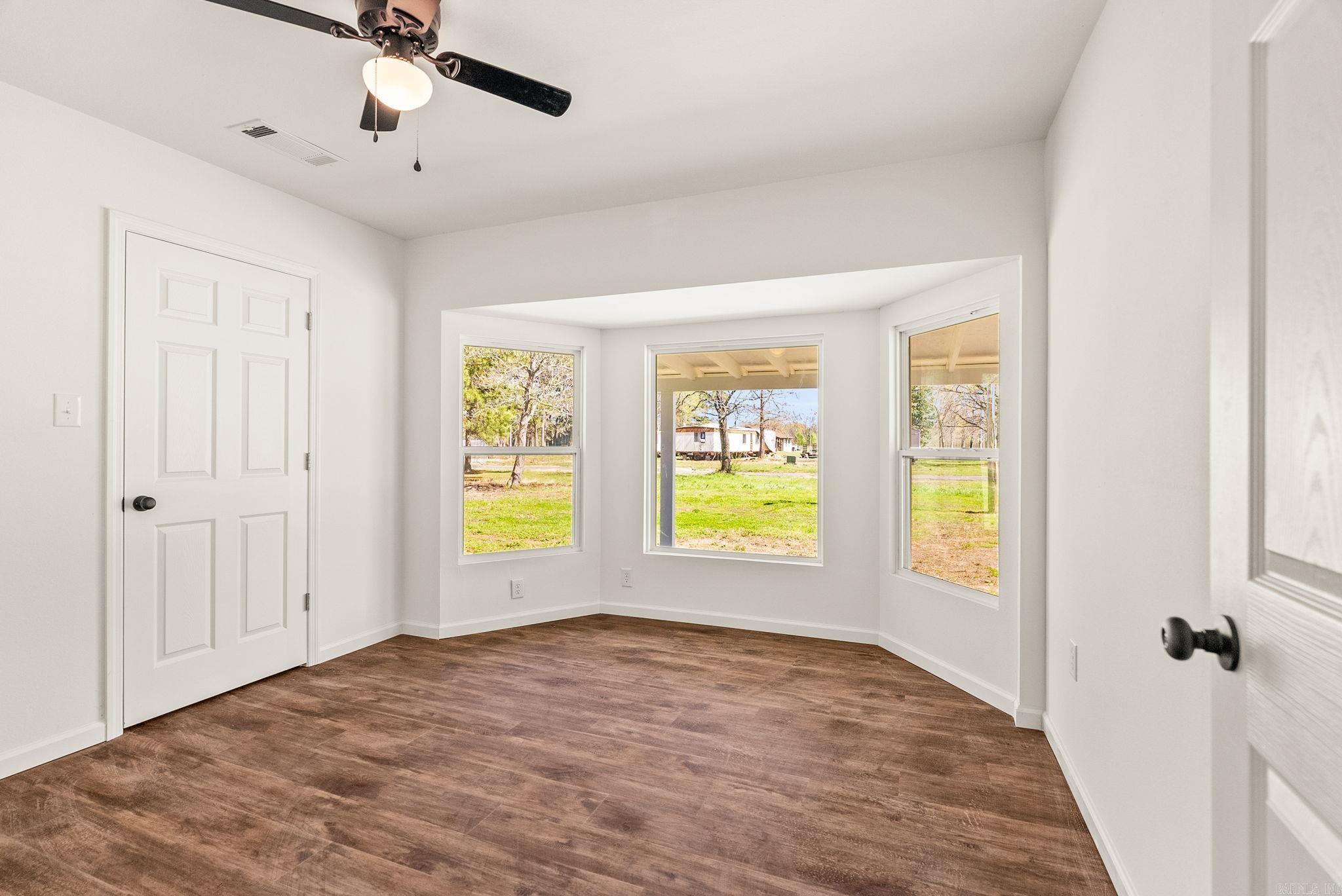 910 Carson Bridge  Lonoke, AR