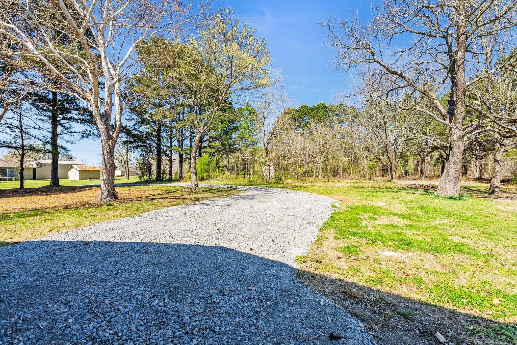 910 Carson Bridge  Lonoke, AR