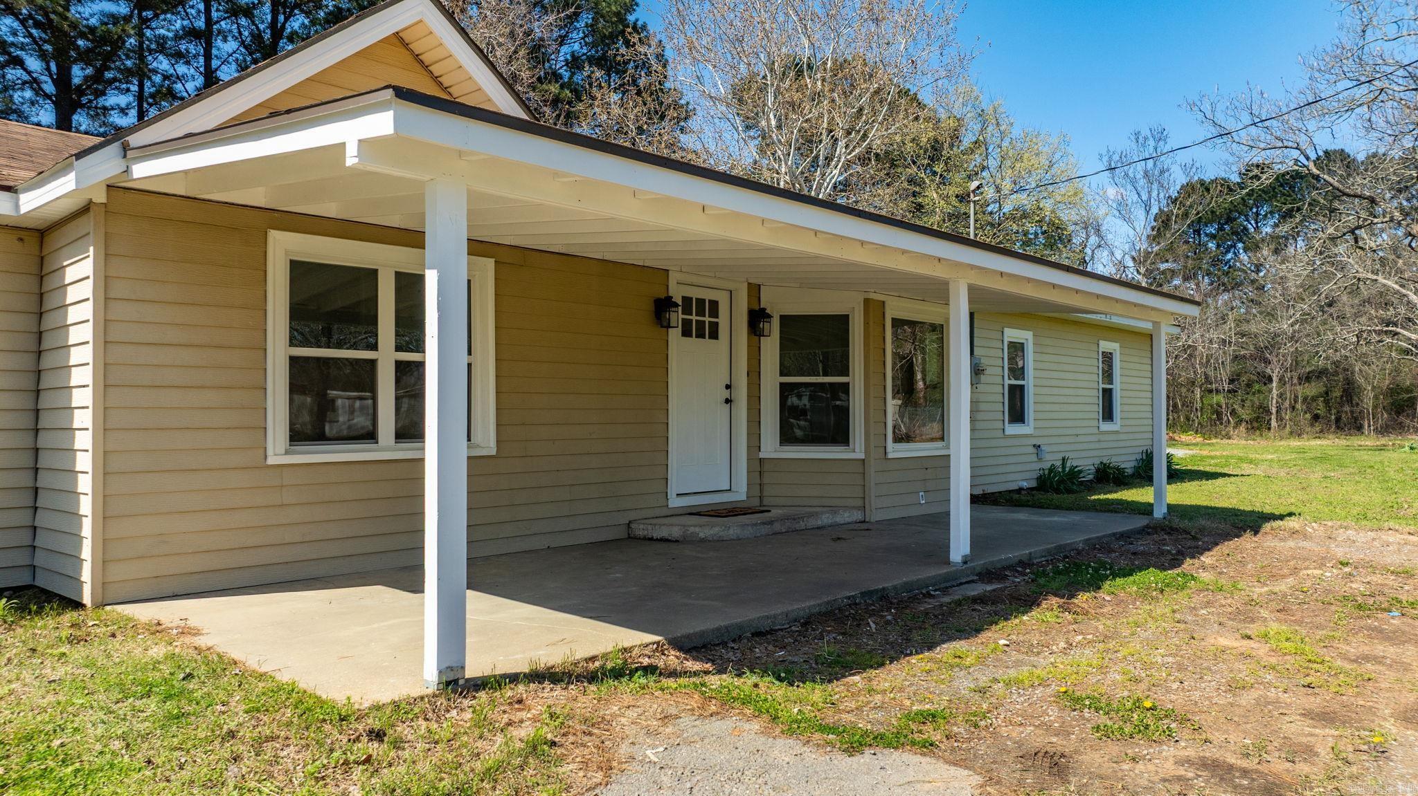 910 Carson Bridge  Lonoke, AR