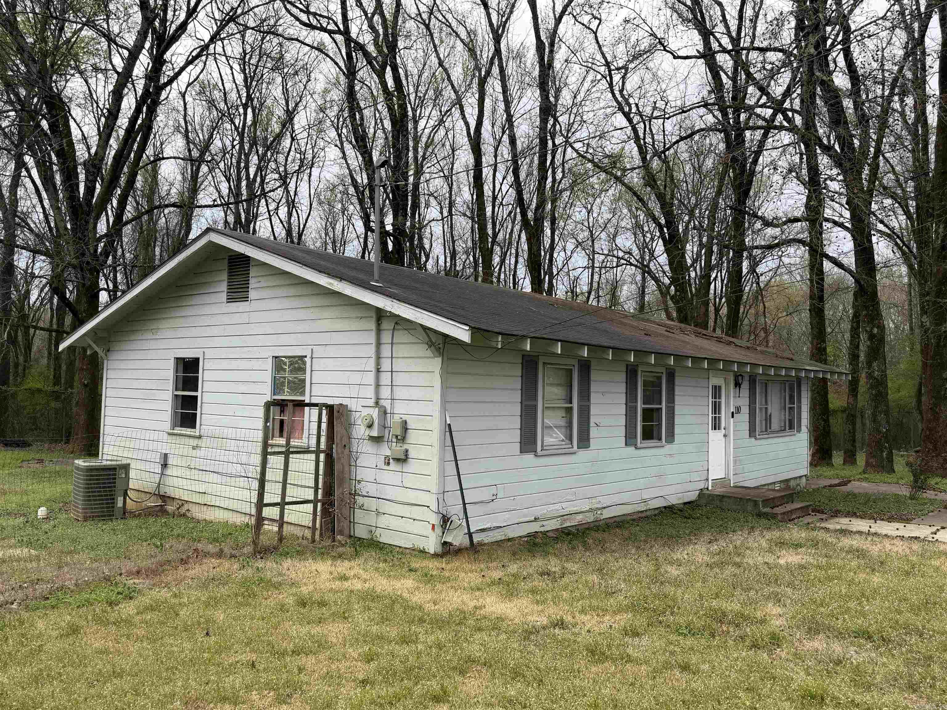 110 Perry St  Clarksville, AR