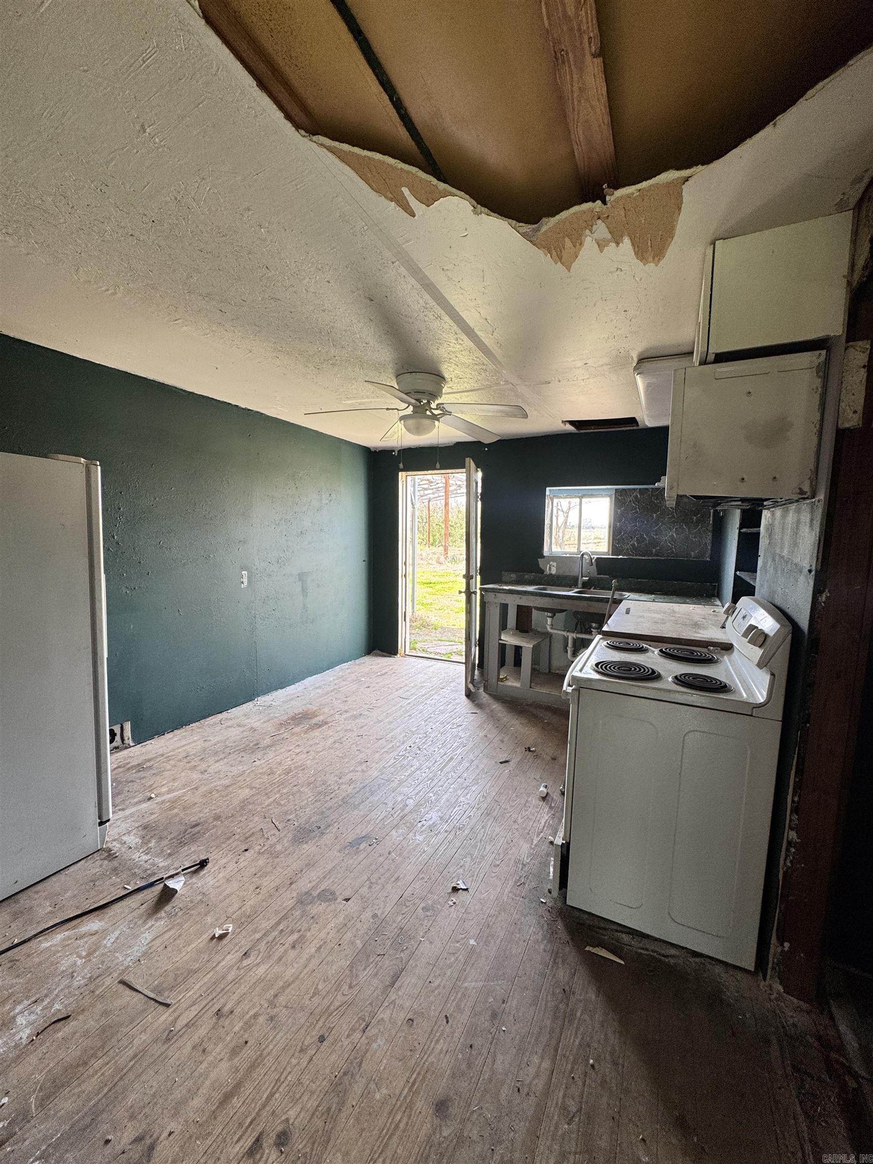 318 E Coal East Rd 1114 S Cherry st Altus Ar Coal Hill, AR