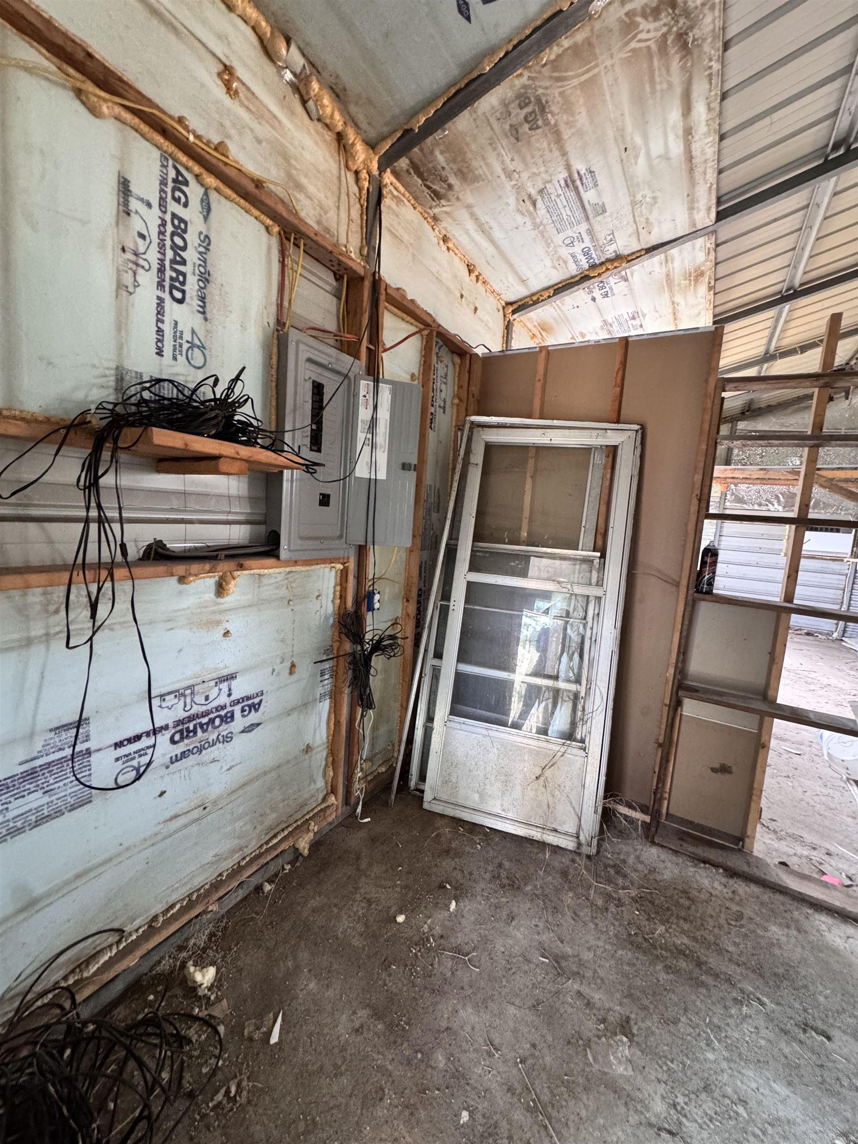 318 E Coal East Rd 1114 S Cherry st Altus Ar Coal Hill, AR