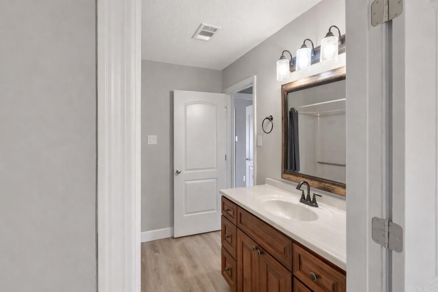 2733 Greenbriar Dr.  Jonesboro, AR