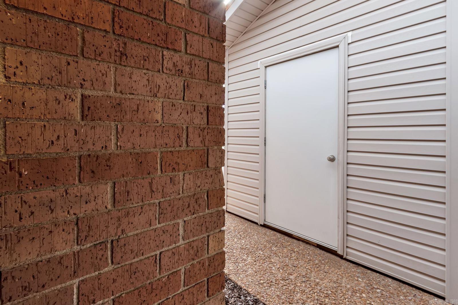 2733 Greenbriar Dr.  Jonesboro, AR