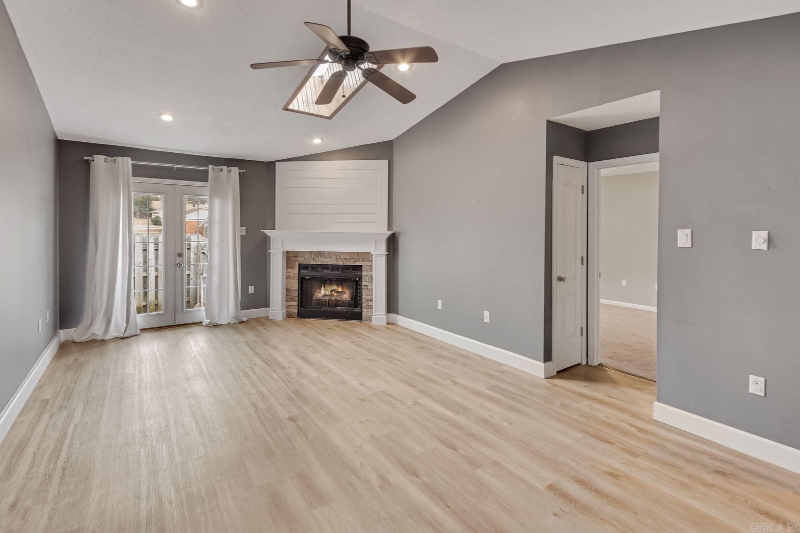 2733 Greenbriar Dr.  Jonesboro, AR