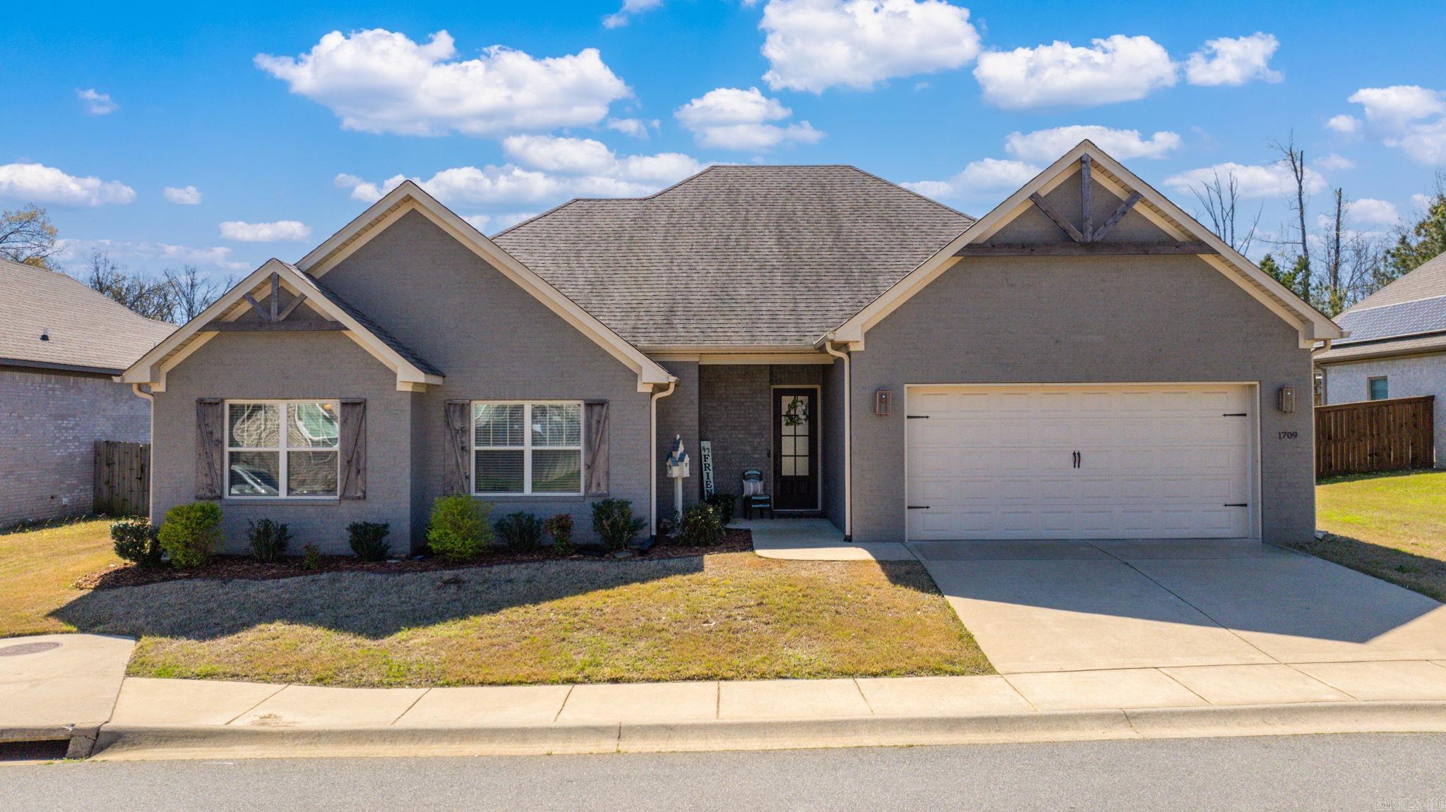 1709 Vine Maple  Benton, AR