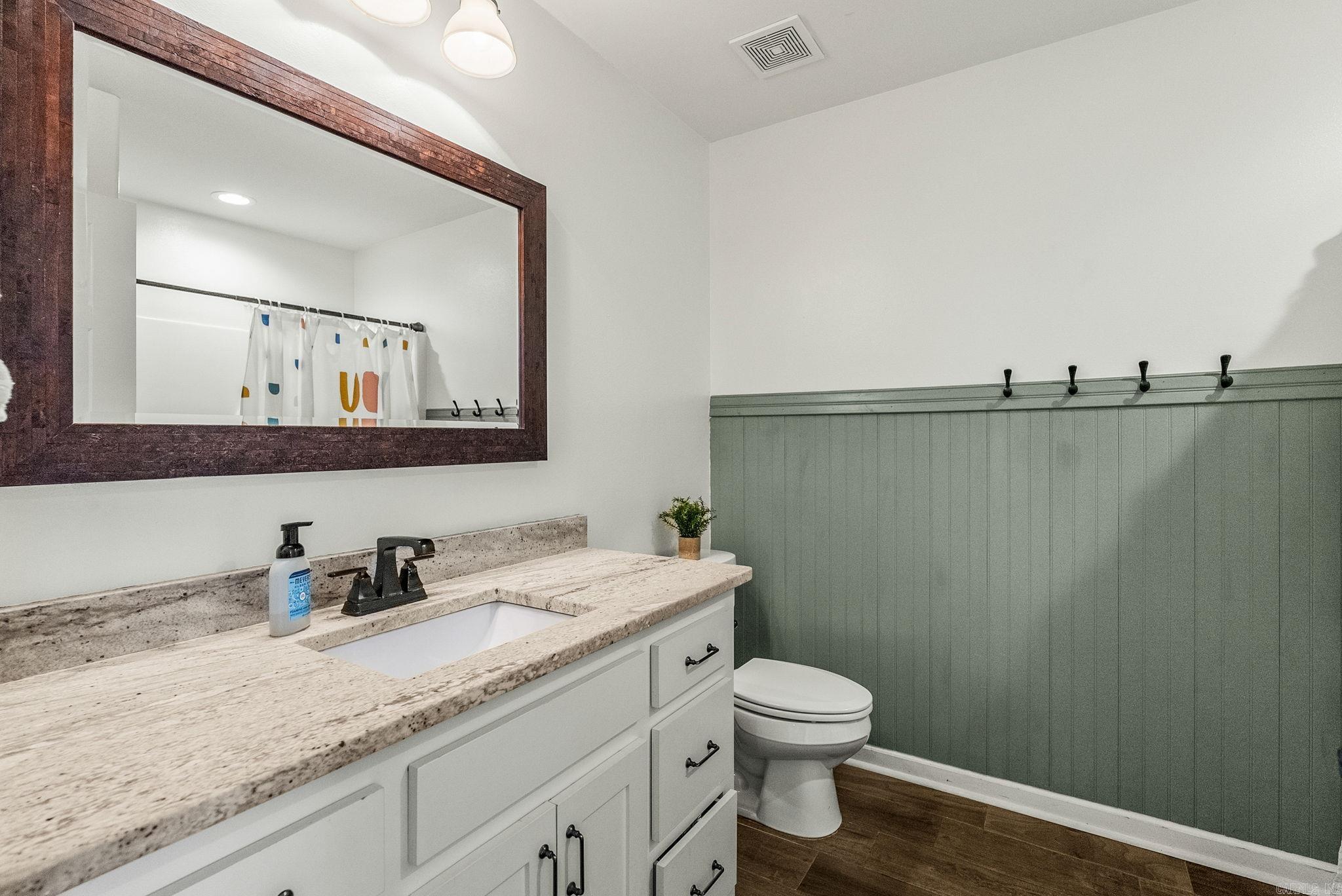 1709 Vine Maple  Benton, AR