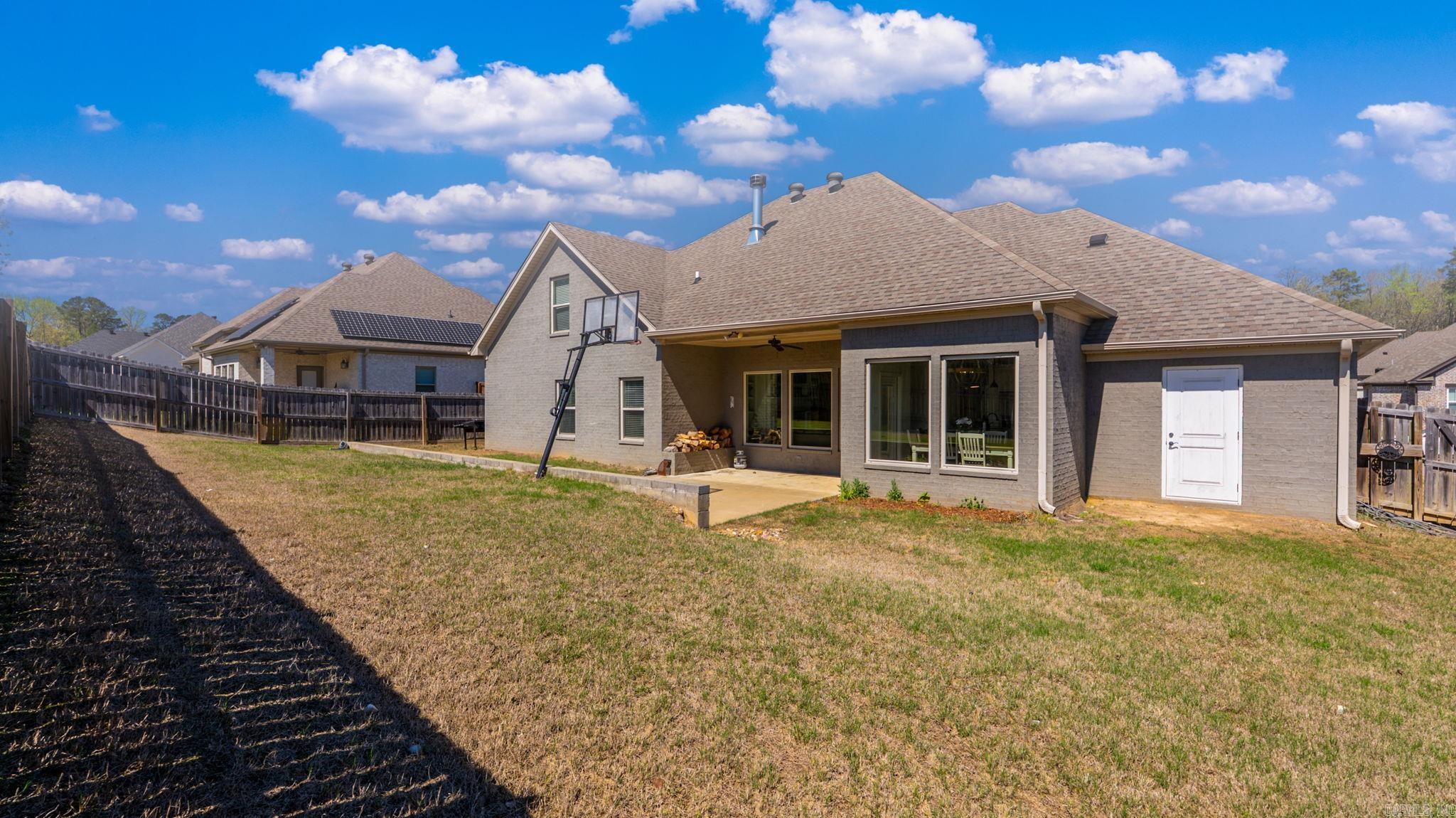 1709 Vine Maple  Benton, AR