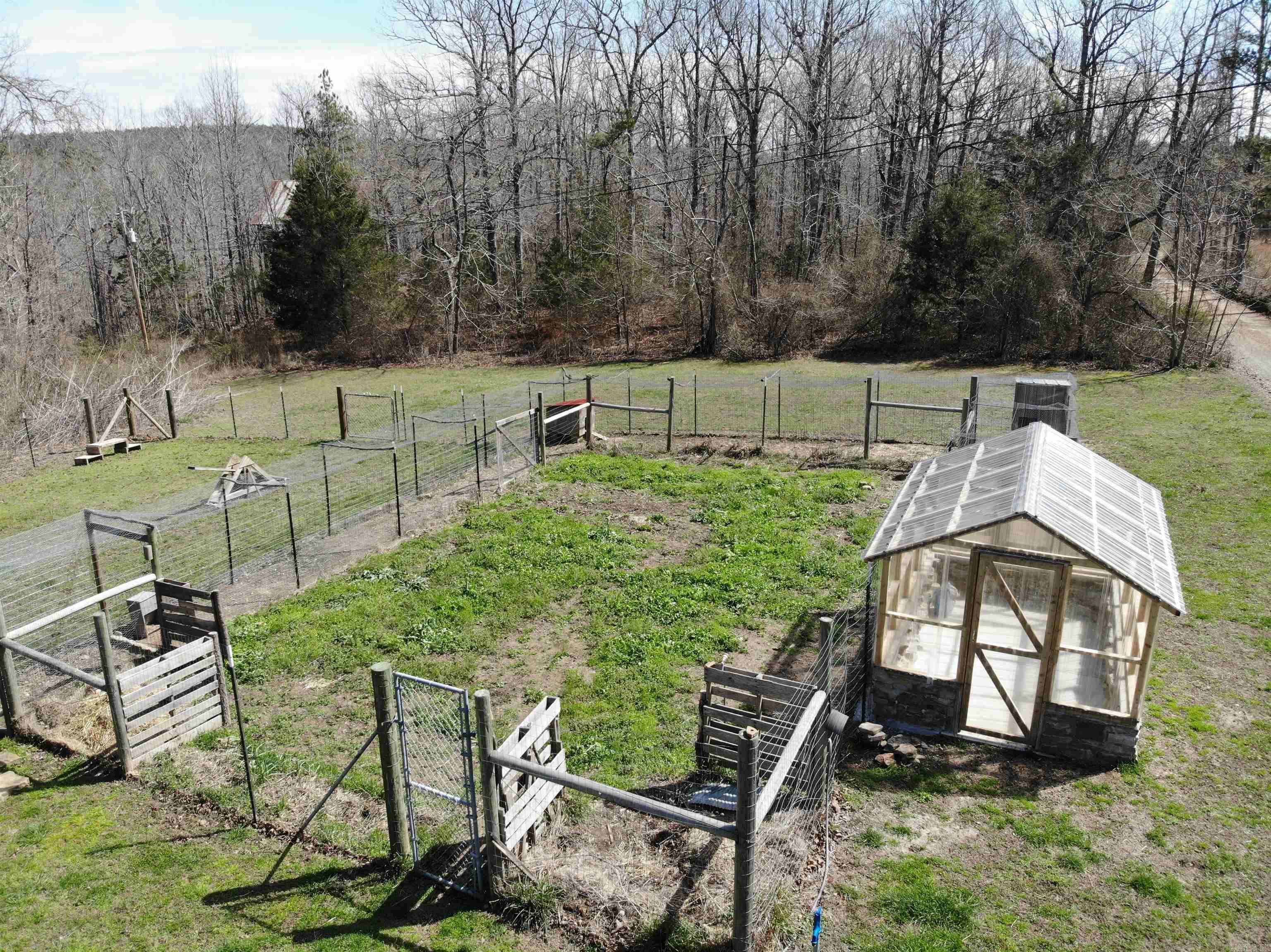 2085 Quicksilver  Leslie, AR