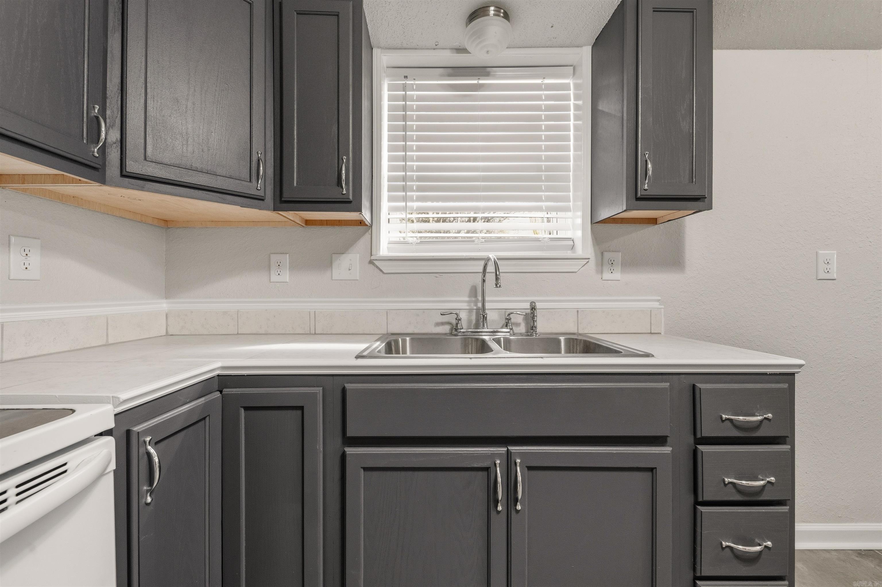 109 Jason  England, AR