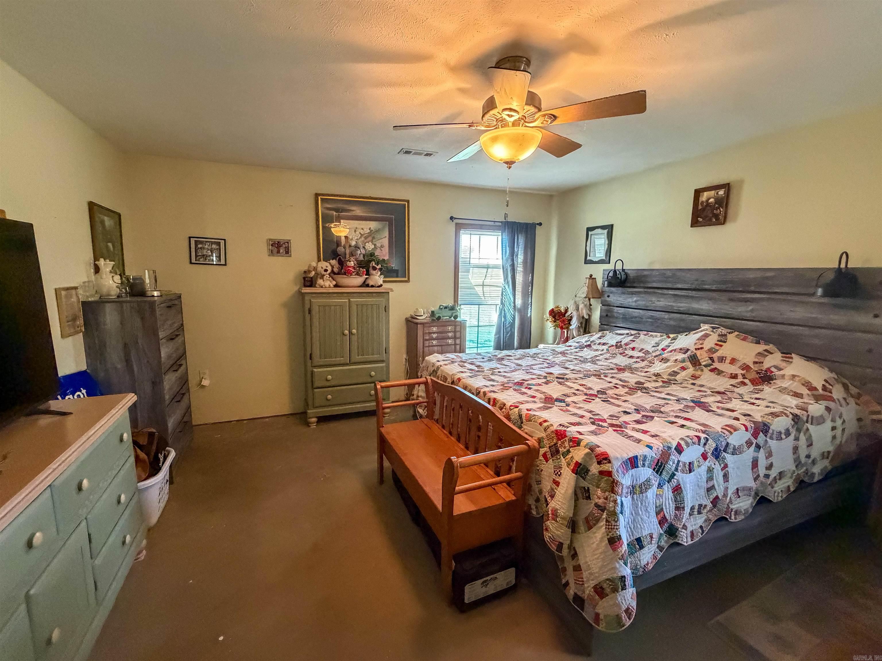 211 Featherhill Terrace  Norfork, AR