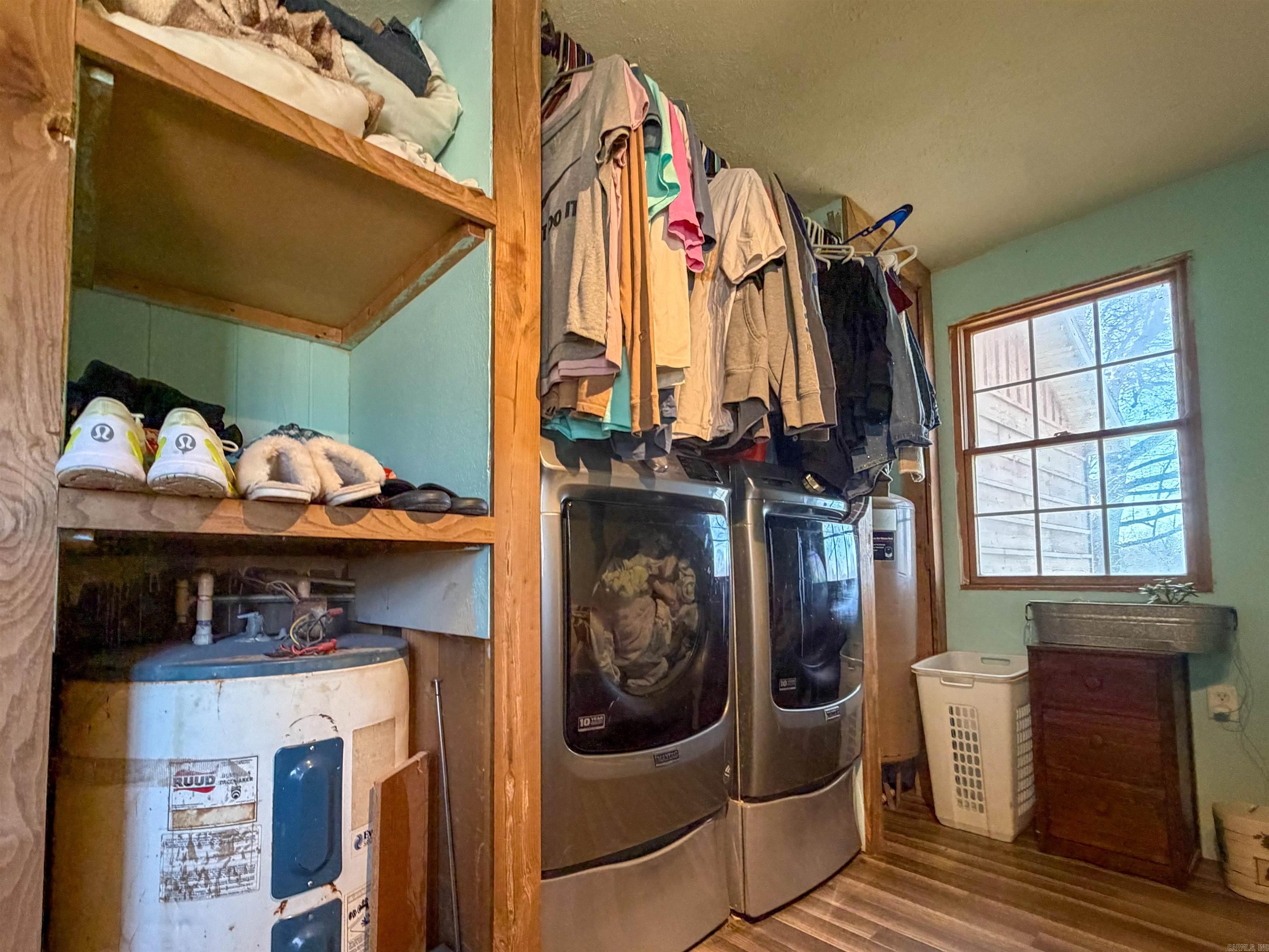 211 Featherhill Terrace  Norfork, AR