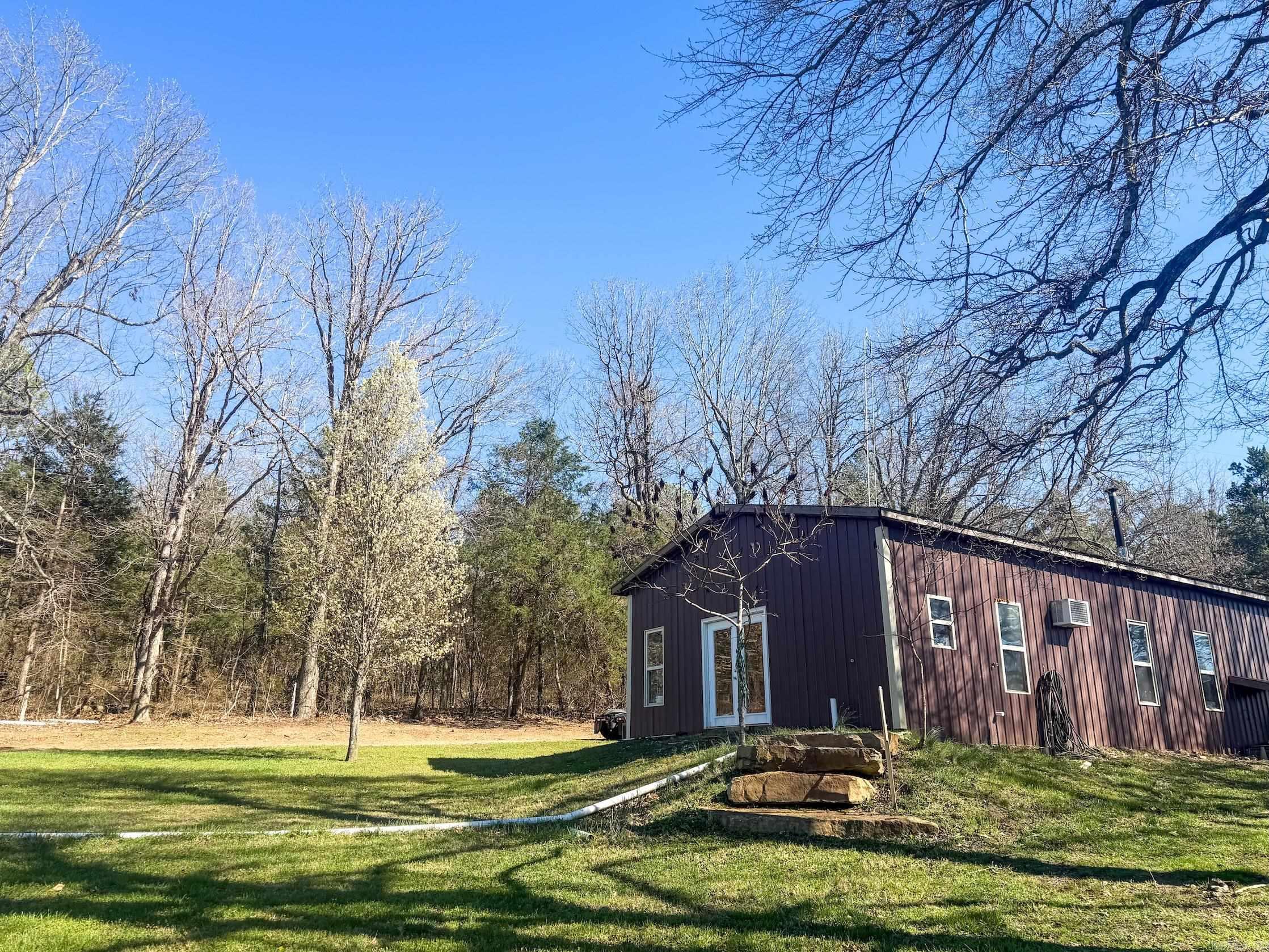 211 Featherhill Terrace  Norfork, AR