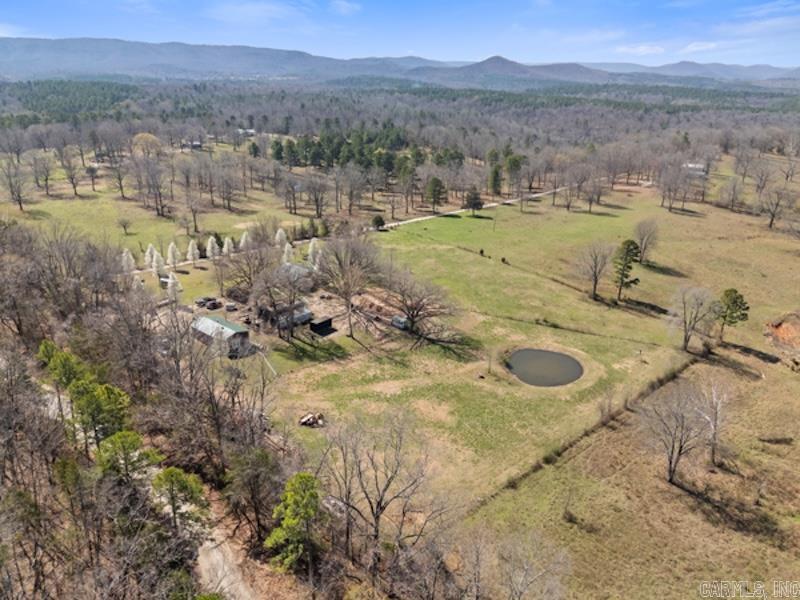 211 Featherhill Terrace  Norfork, AR