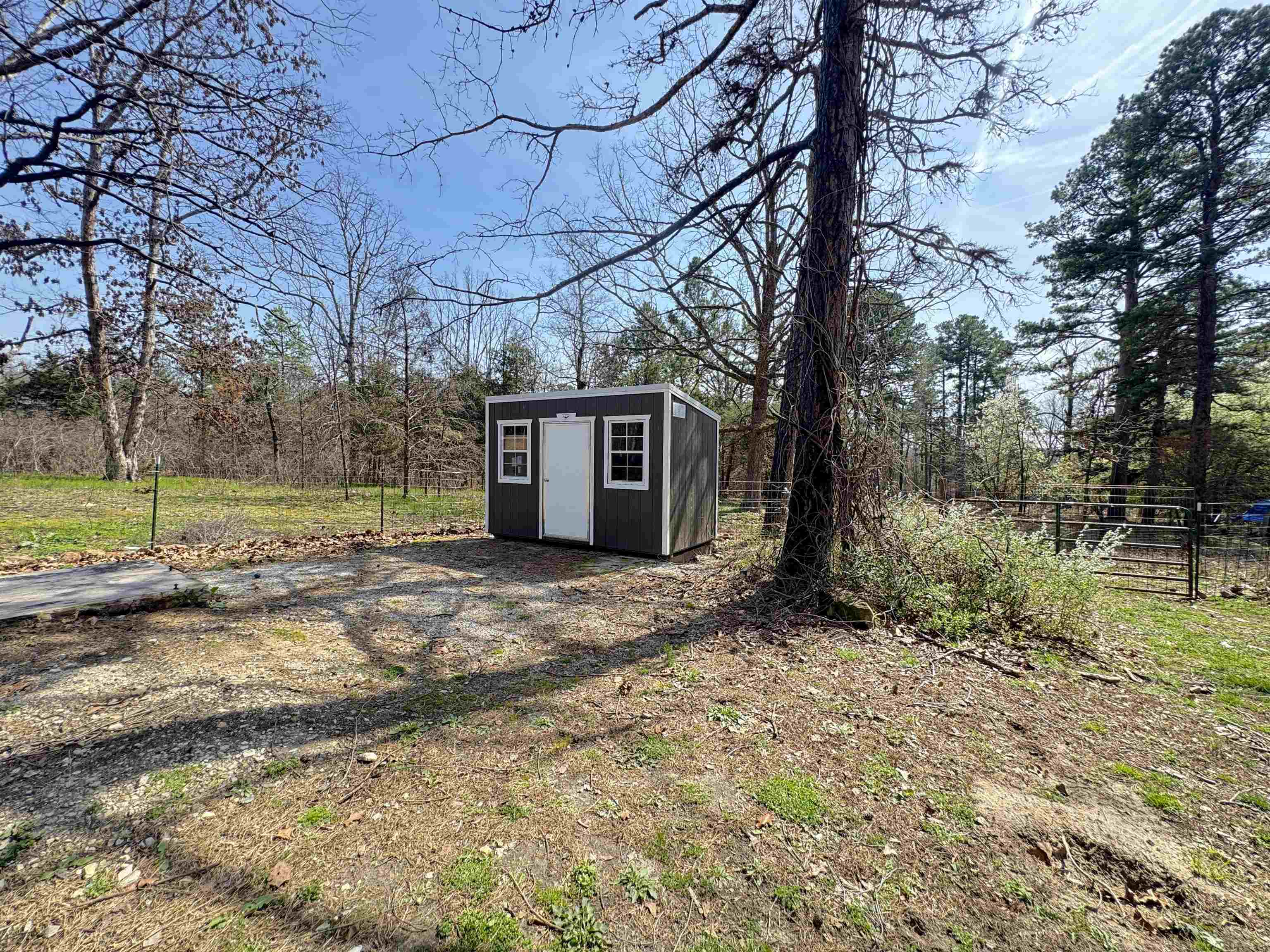 300 Parker  Oxford, AR