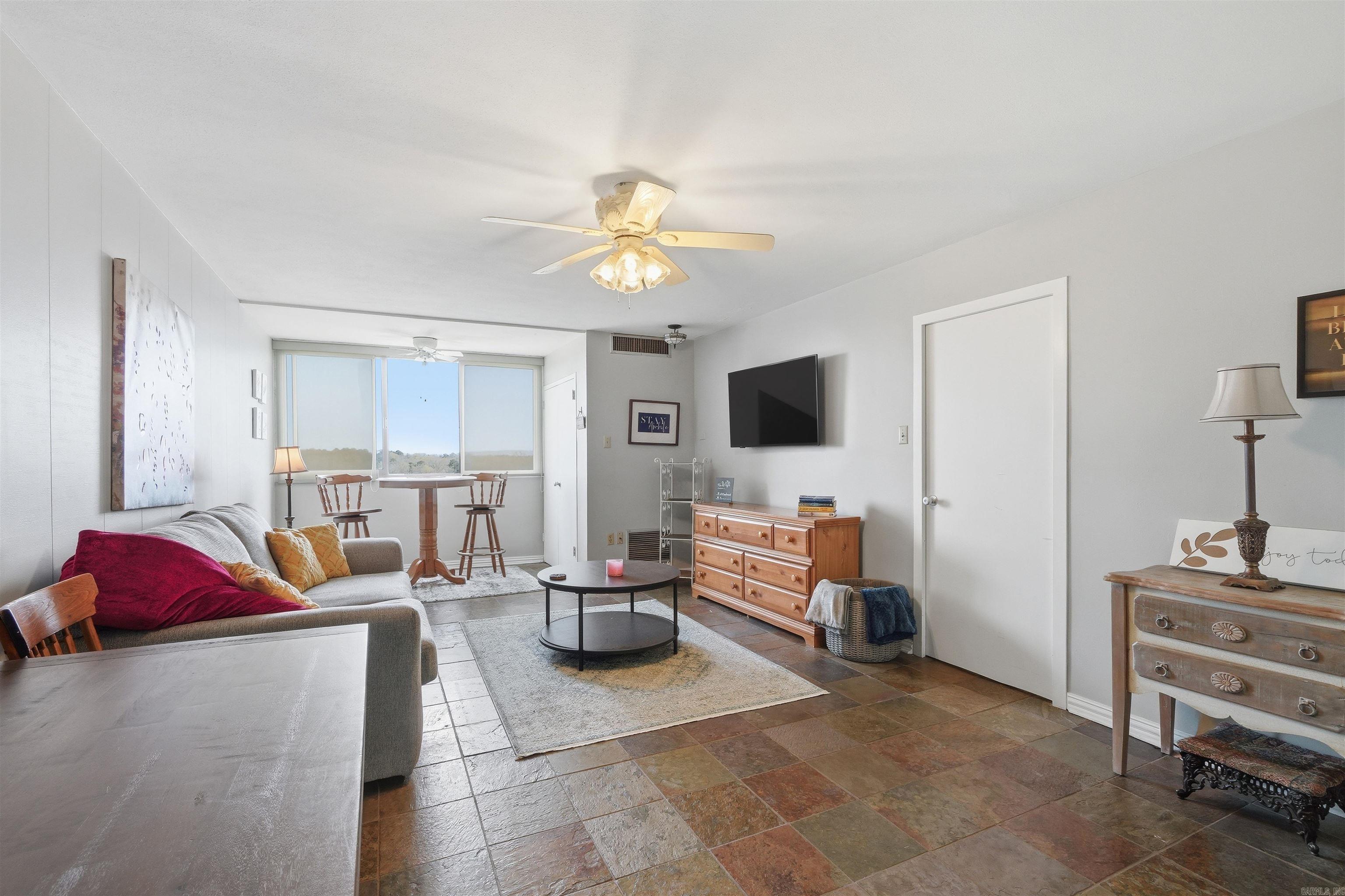 740 B-804 Weston  Hot Springs, AR