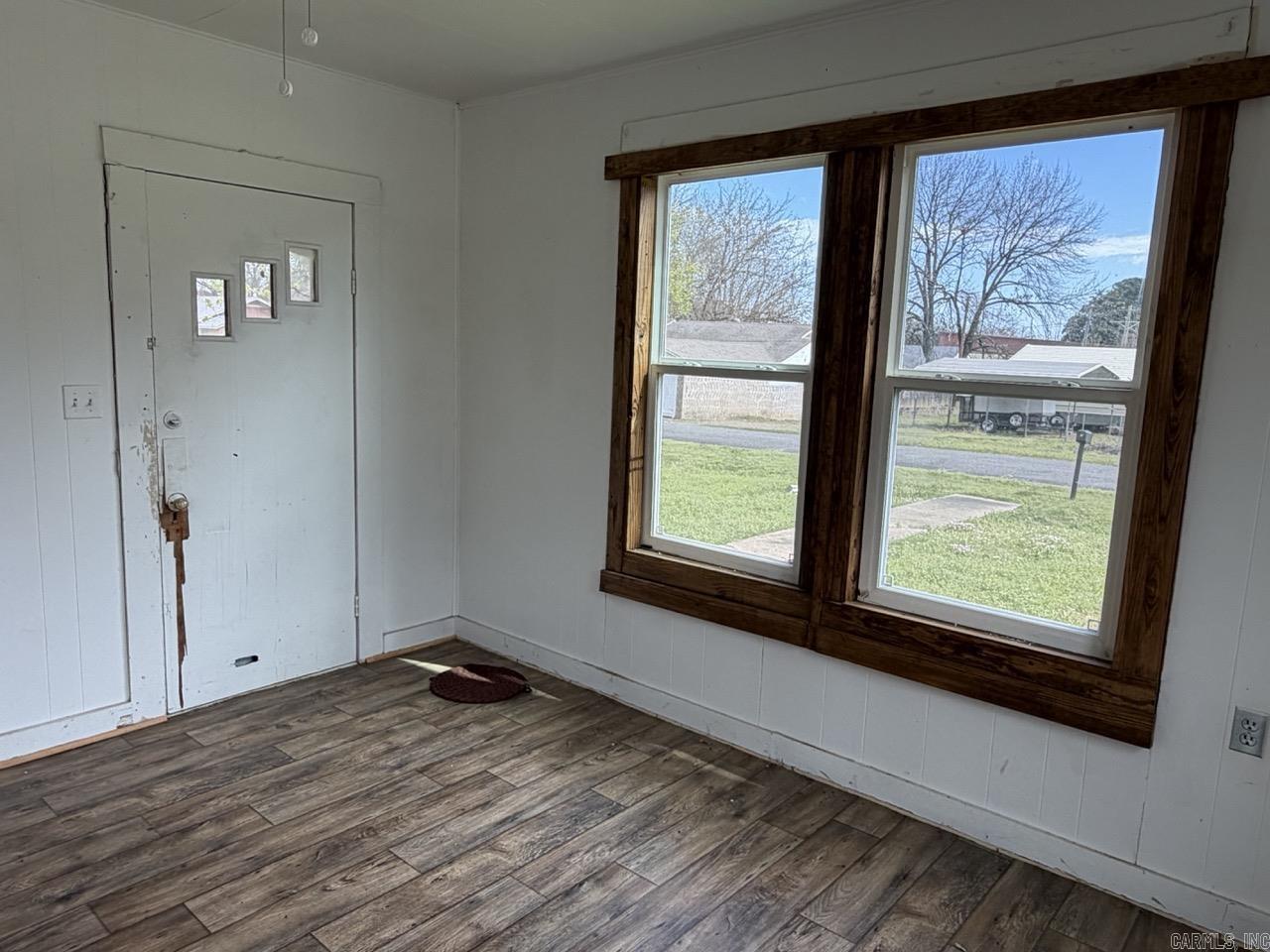 107 Oak  Perryville, AR