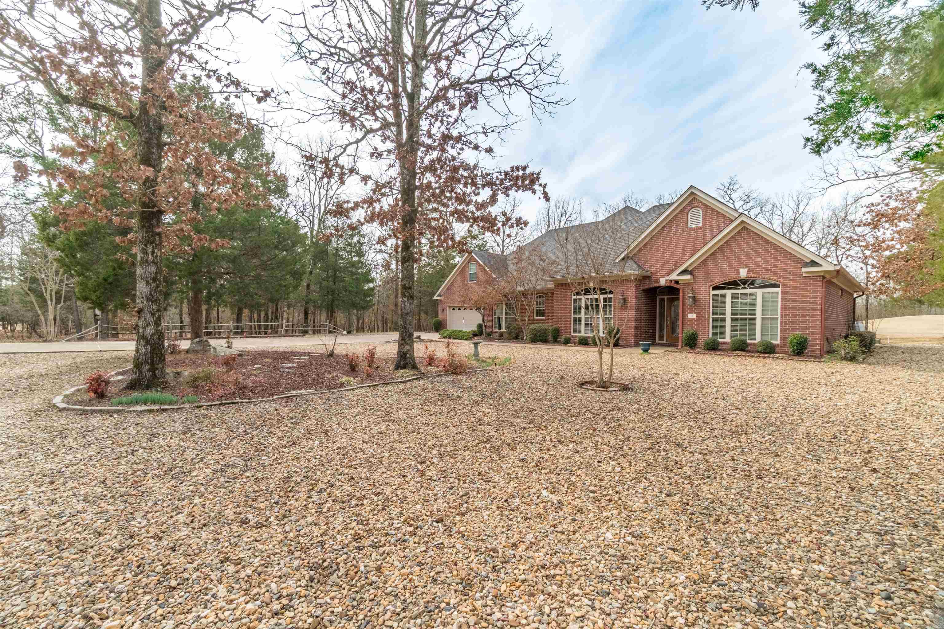 18 Amable Lane  Hot Springs Village, AR
