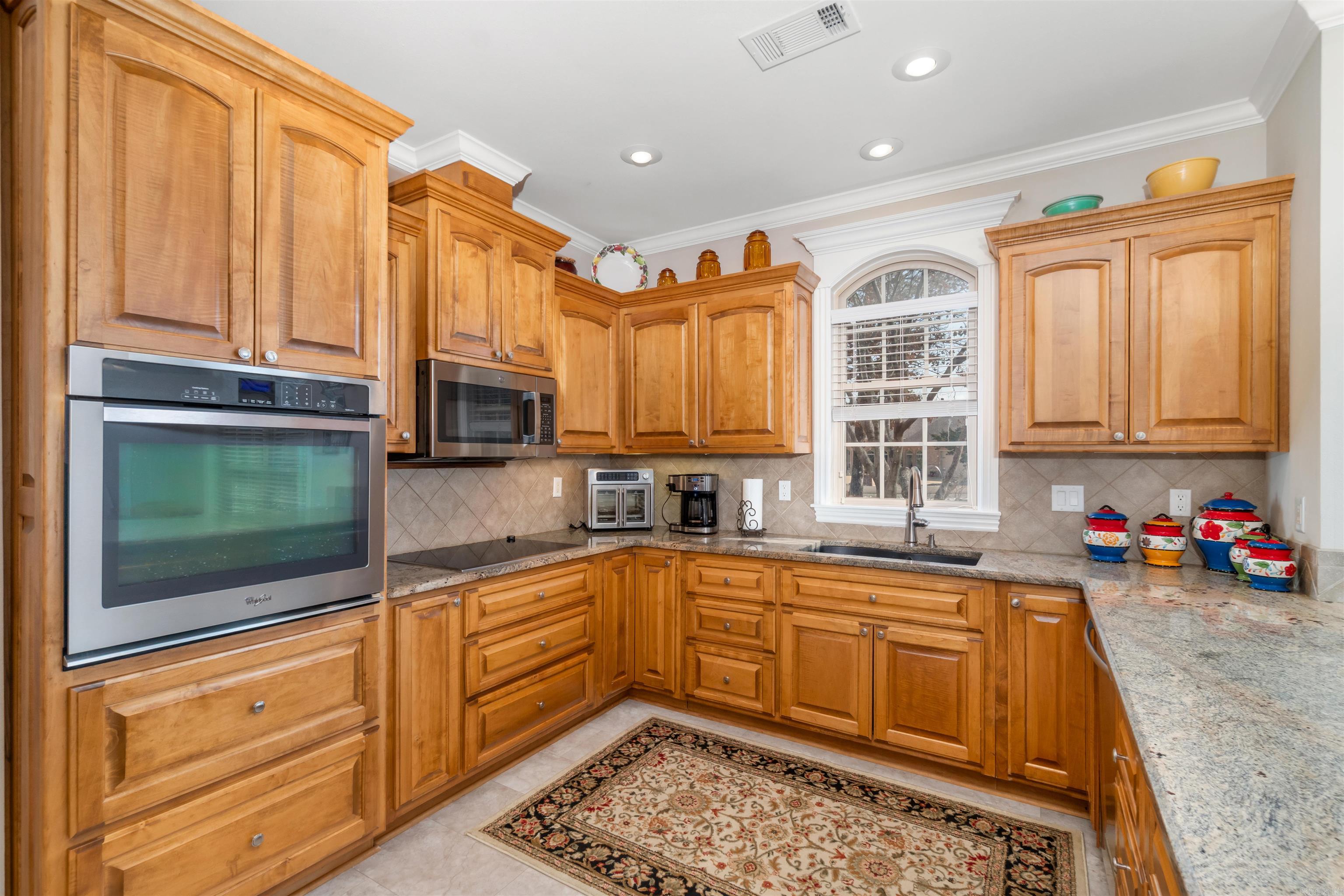 18 Amable Lane  Hot Springs Village, AR