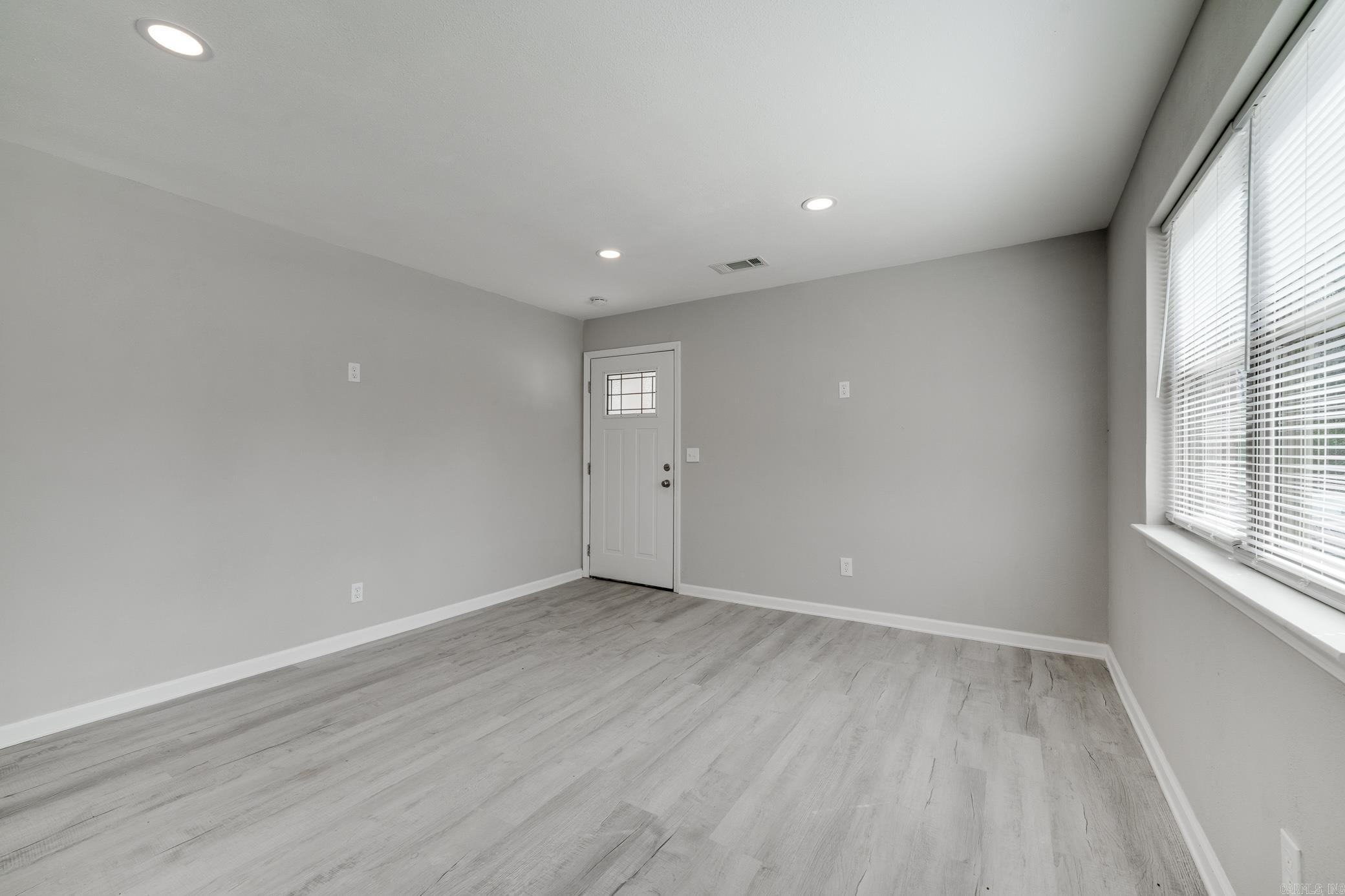 3 Grassy Lake Rd  Mayflower, AR