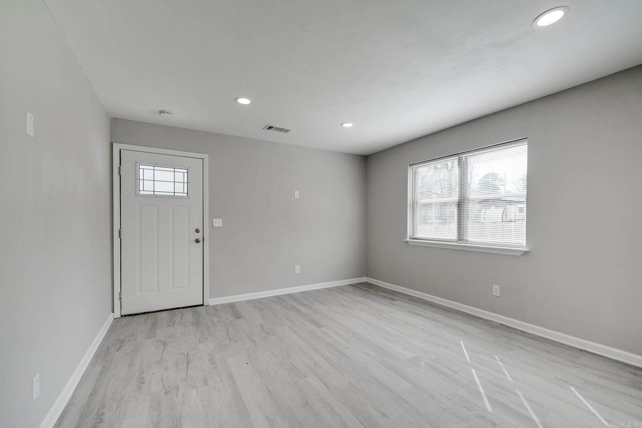 3 Grassy Lake Rd  Mayflower, AR