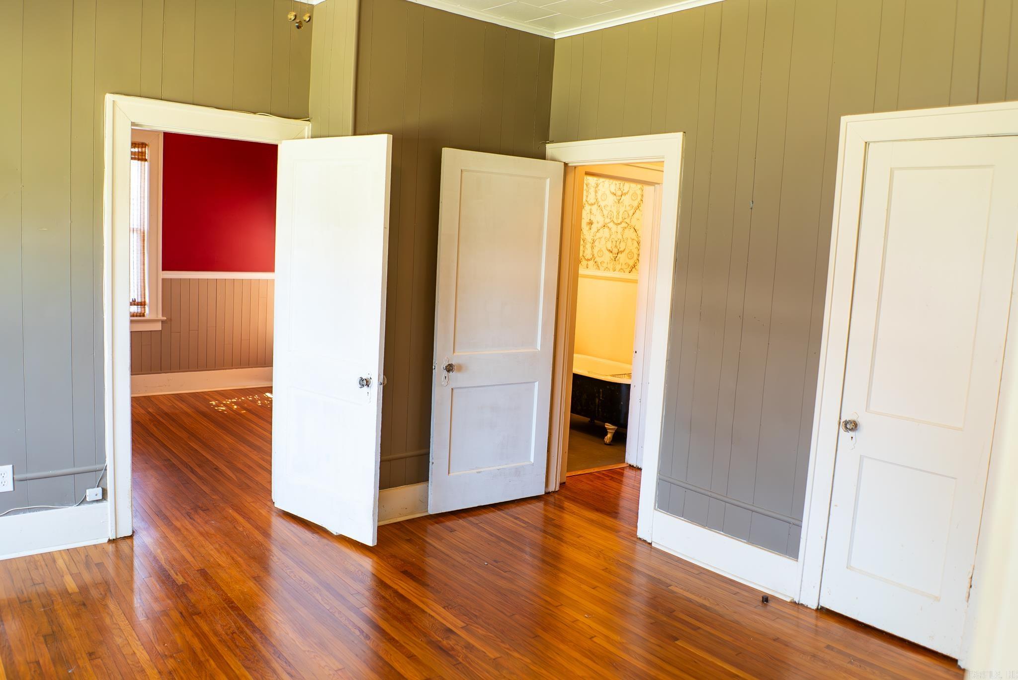 119 E College  Monticello, AR