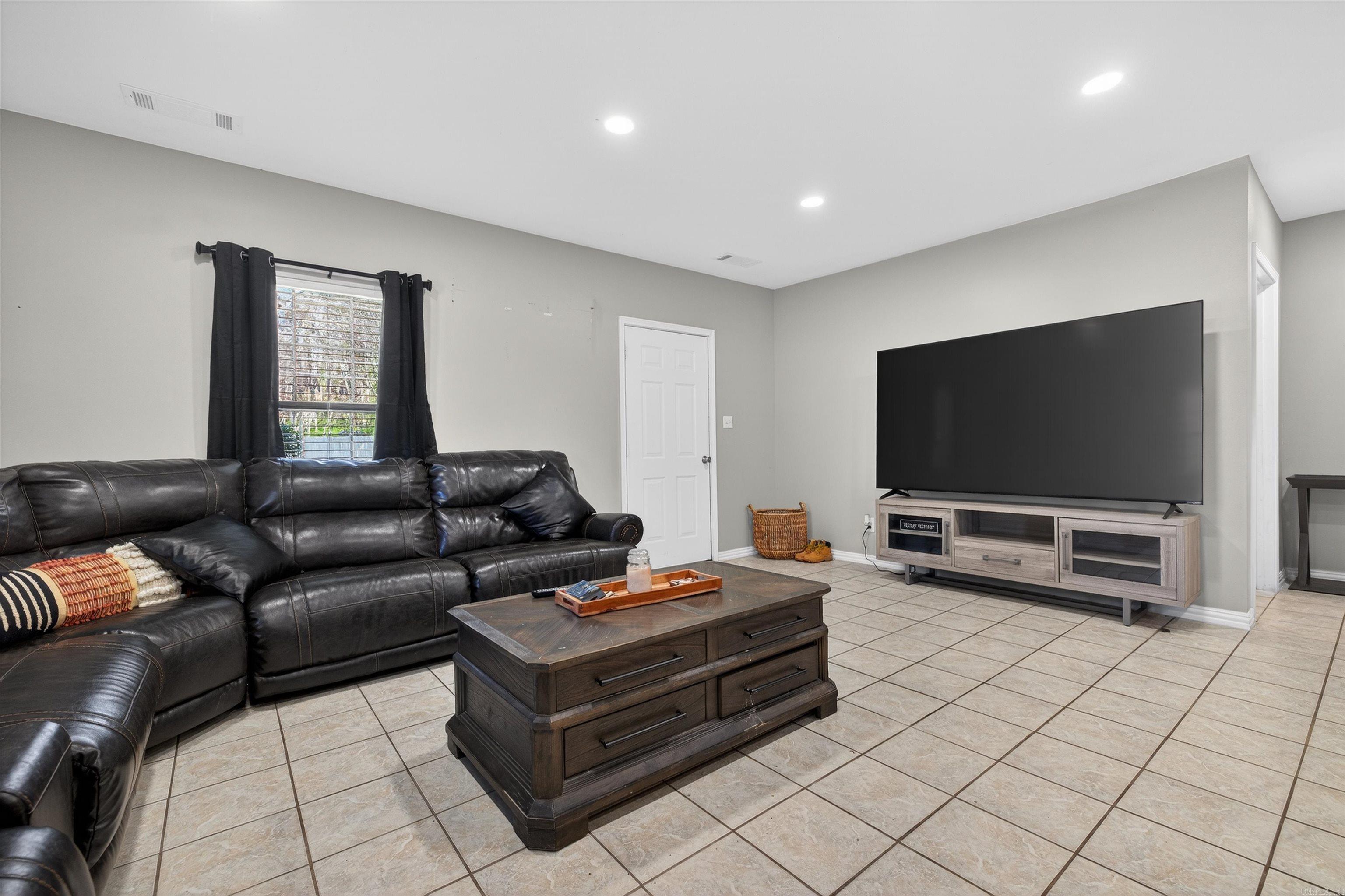 6766 Park  Fountain Lake, AR