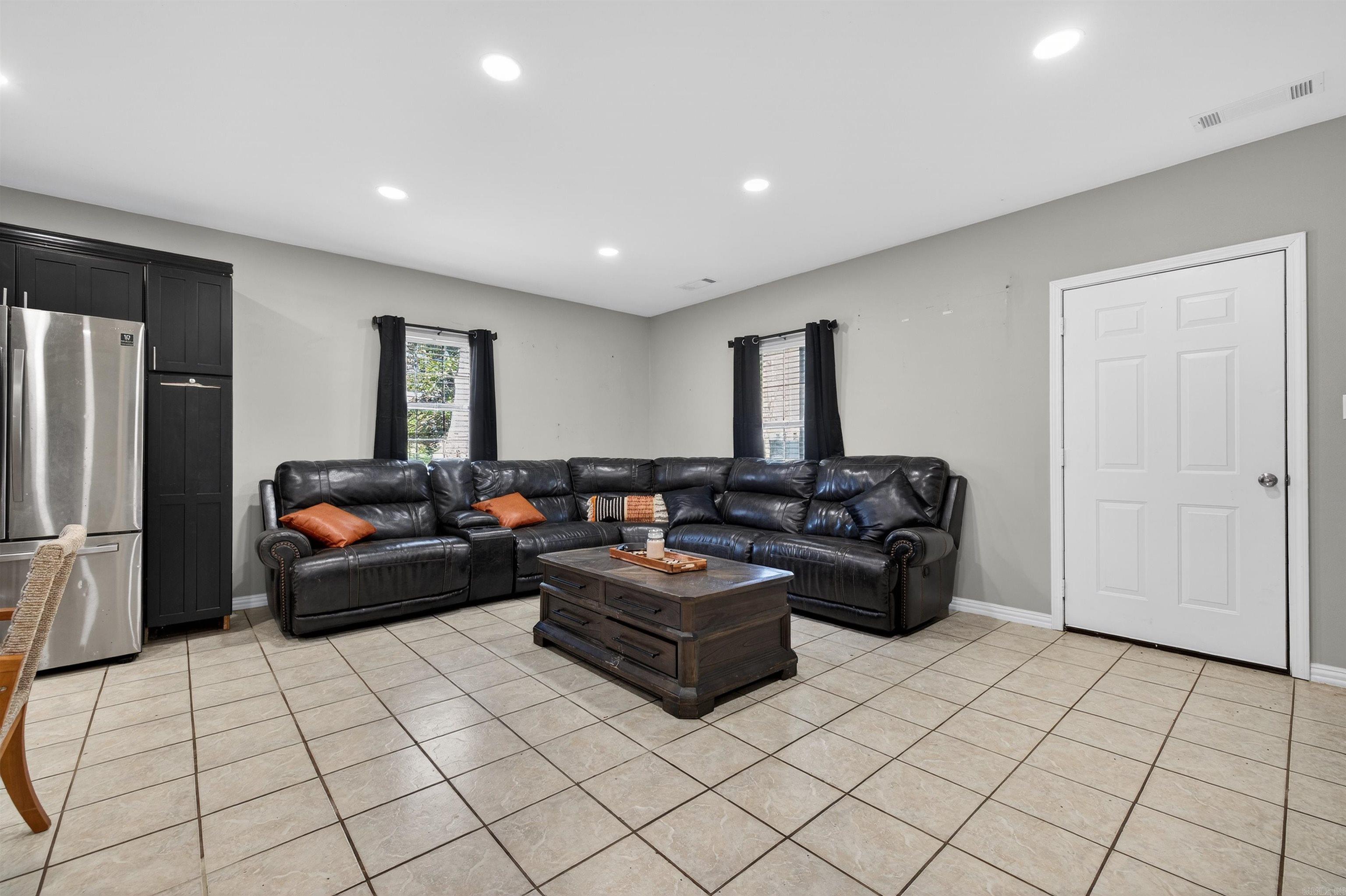 6766 Park  Fountain Lake, AR